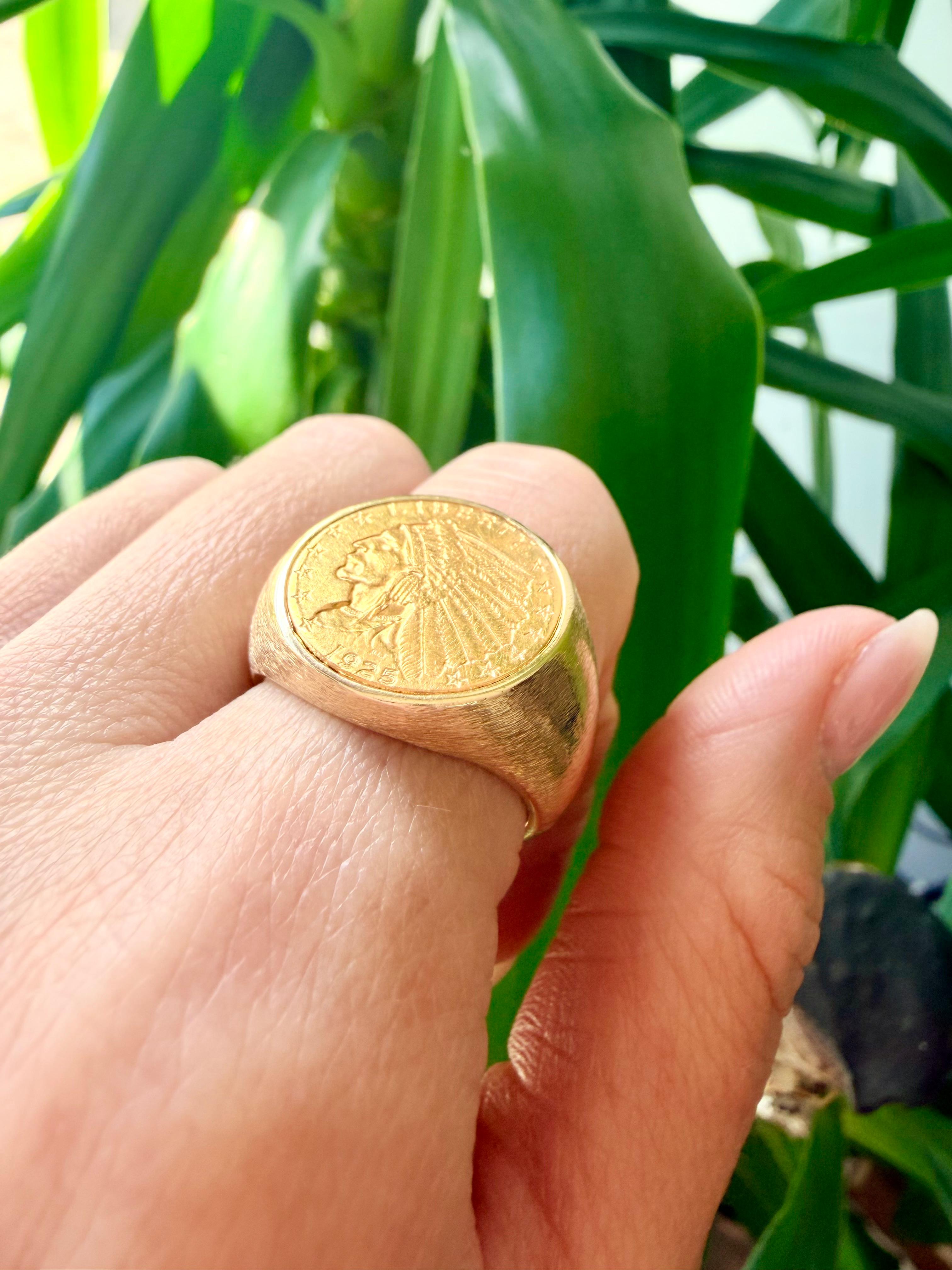 Moneta d'oro d'epoca 1925 Indian Head 2 ½ Dollar US 22k  in Anello in oro giallo 14K in vendita 2