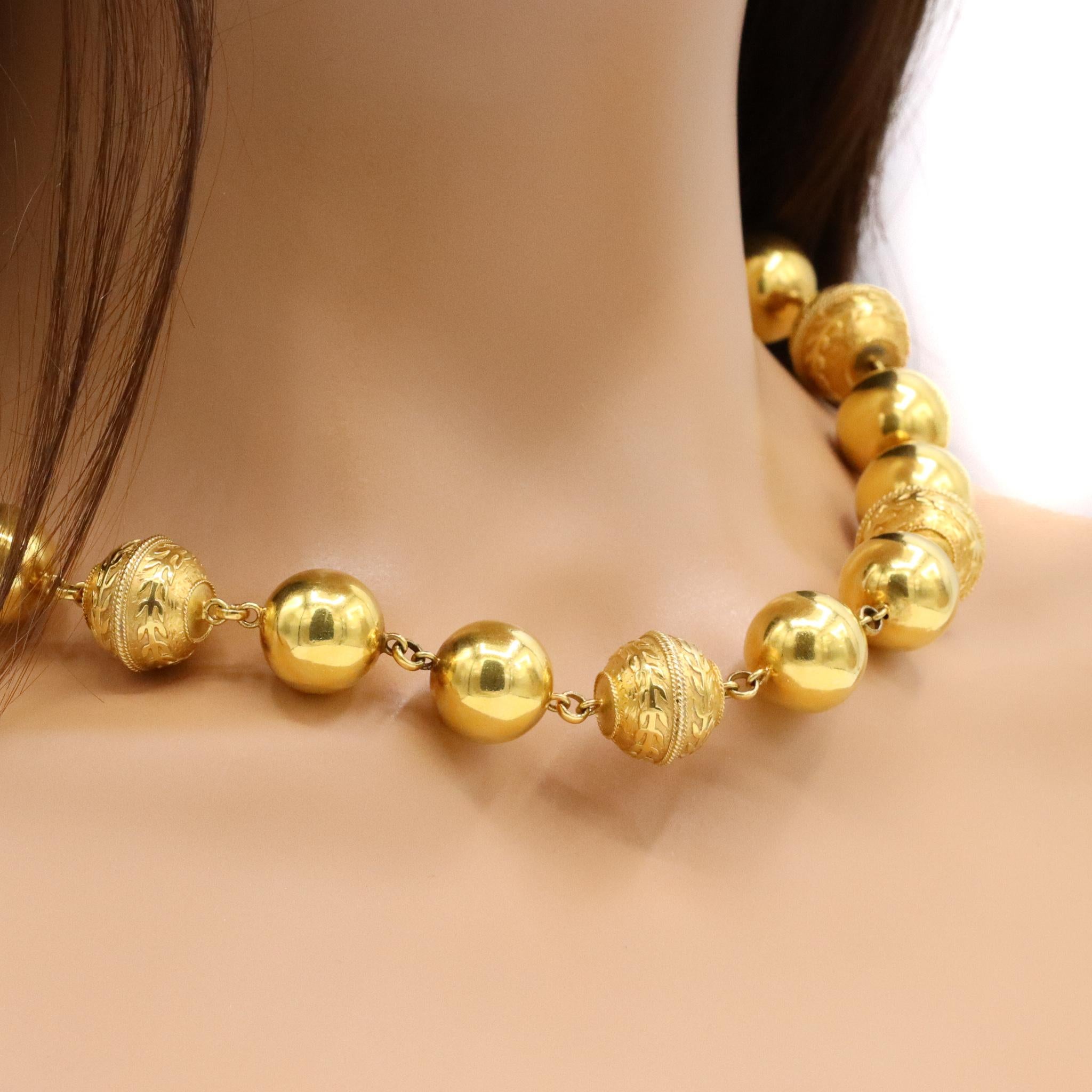 Vintage 19.2 Karat Gold Vintage Portugiesische Perlen Statement-Halskette im Angebot 5
