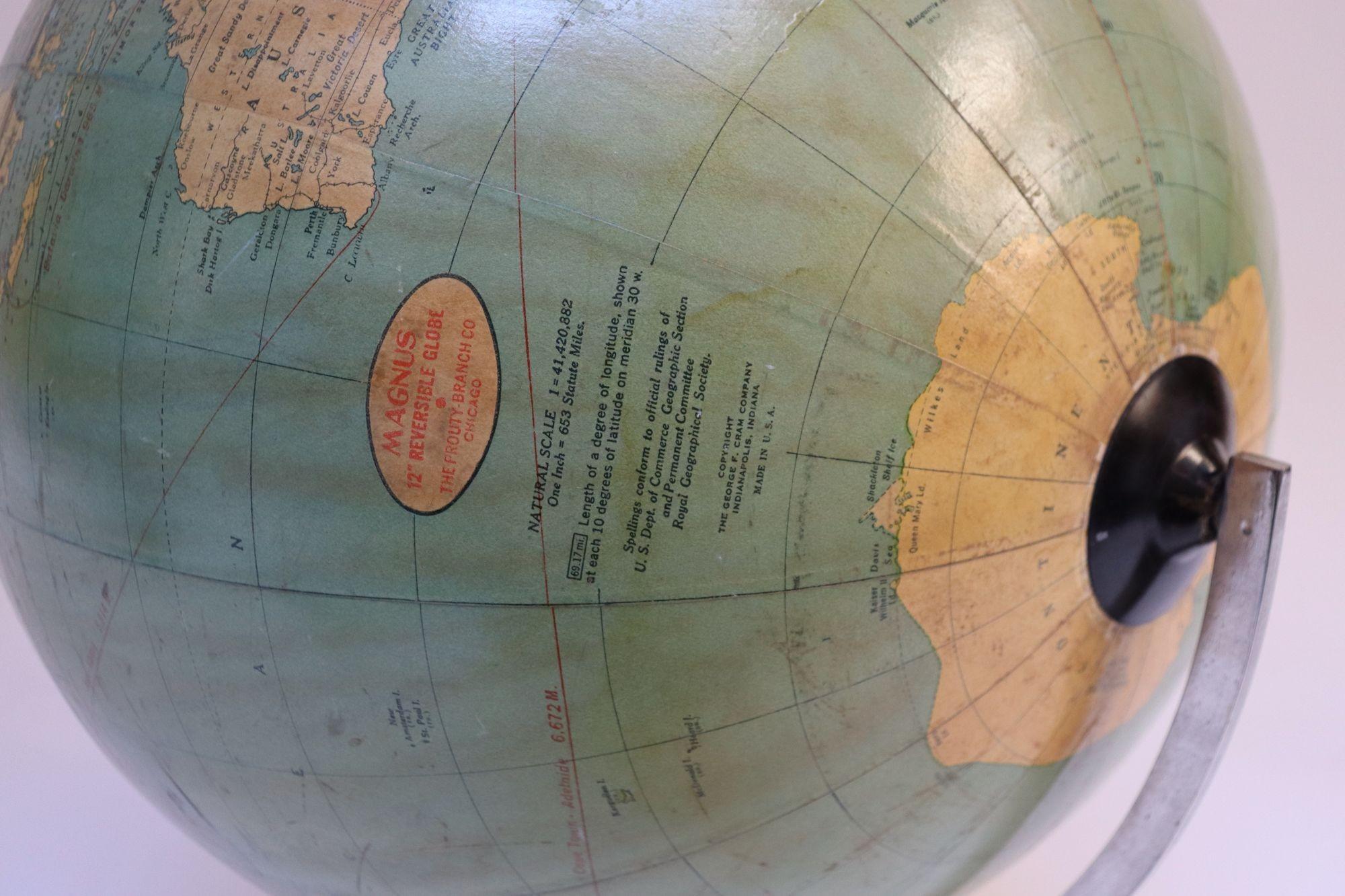 Globe réversible Magnus de 1930 par la Prouty Branch Company of Chicago en vente 4