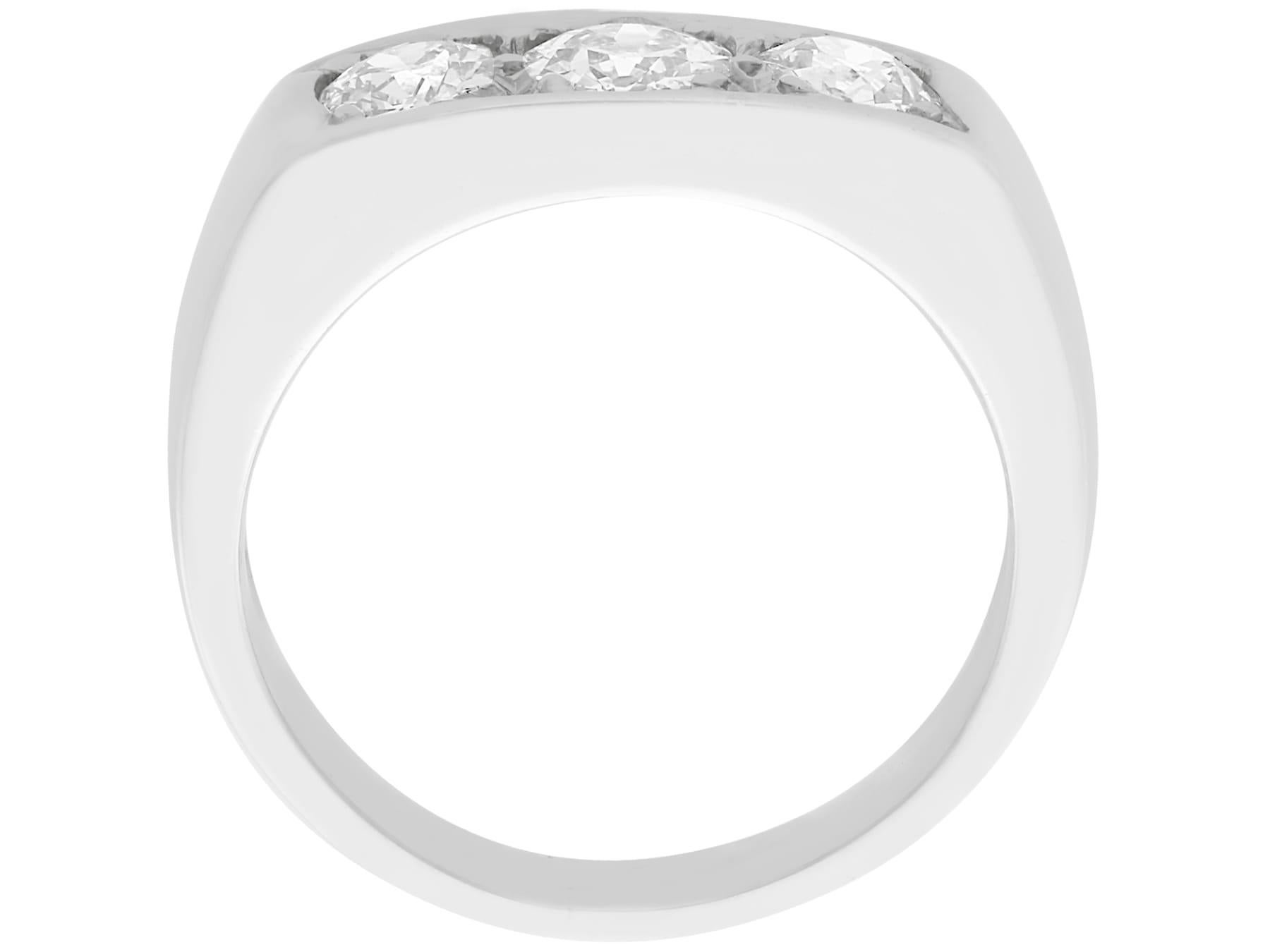 Trilogie-Ring aus Weißgold mit 1,16 Karat Diamant und Weißgold, Vintage 1930er Jahre für Damen oder Herren im Angebot