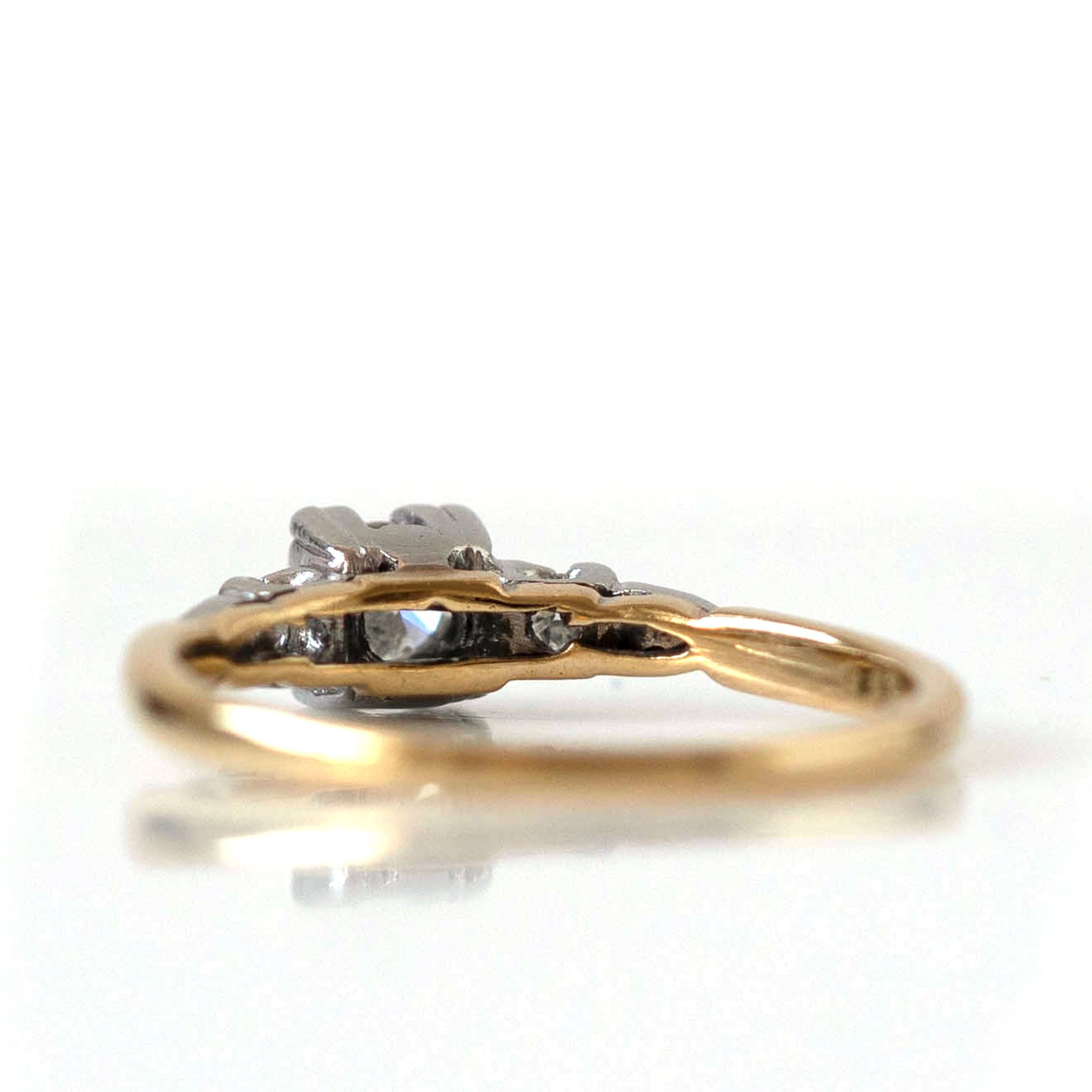 Vintage 1930s 18ct Gold 0.25ct Diamond Ring For Sale 1