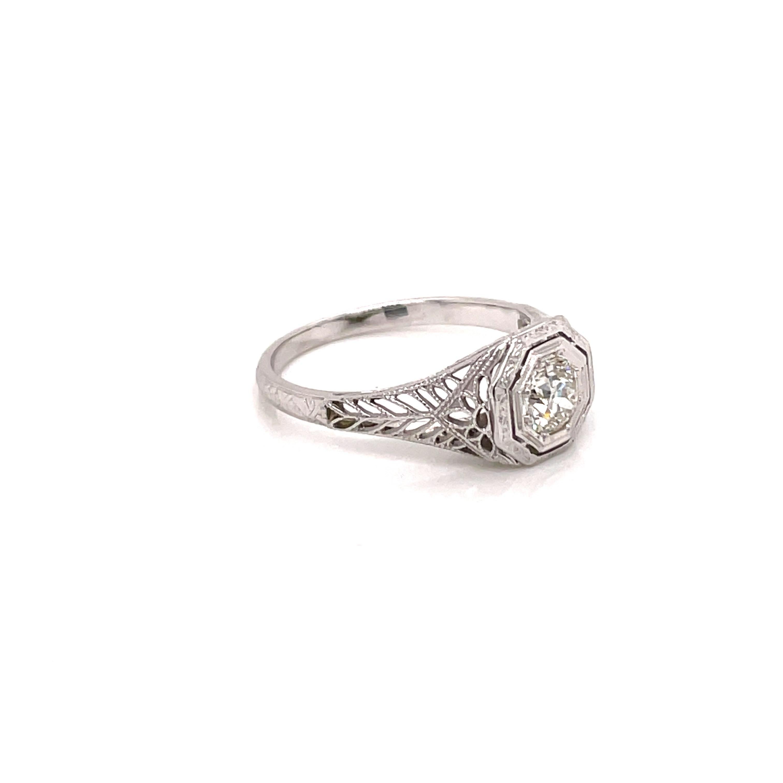 Women's 1930s 18 Karat White .50 Carat European Cut Diamond Filigree Art Deco Ring For Sale