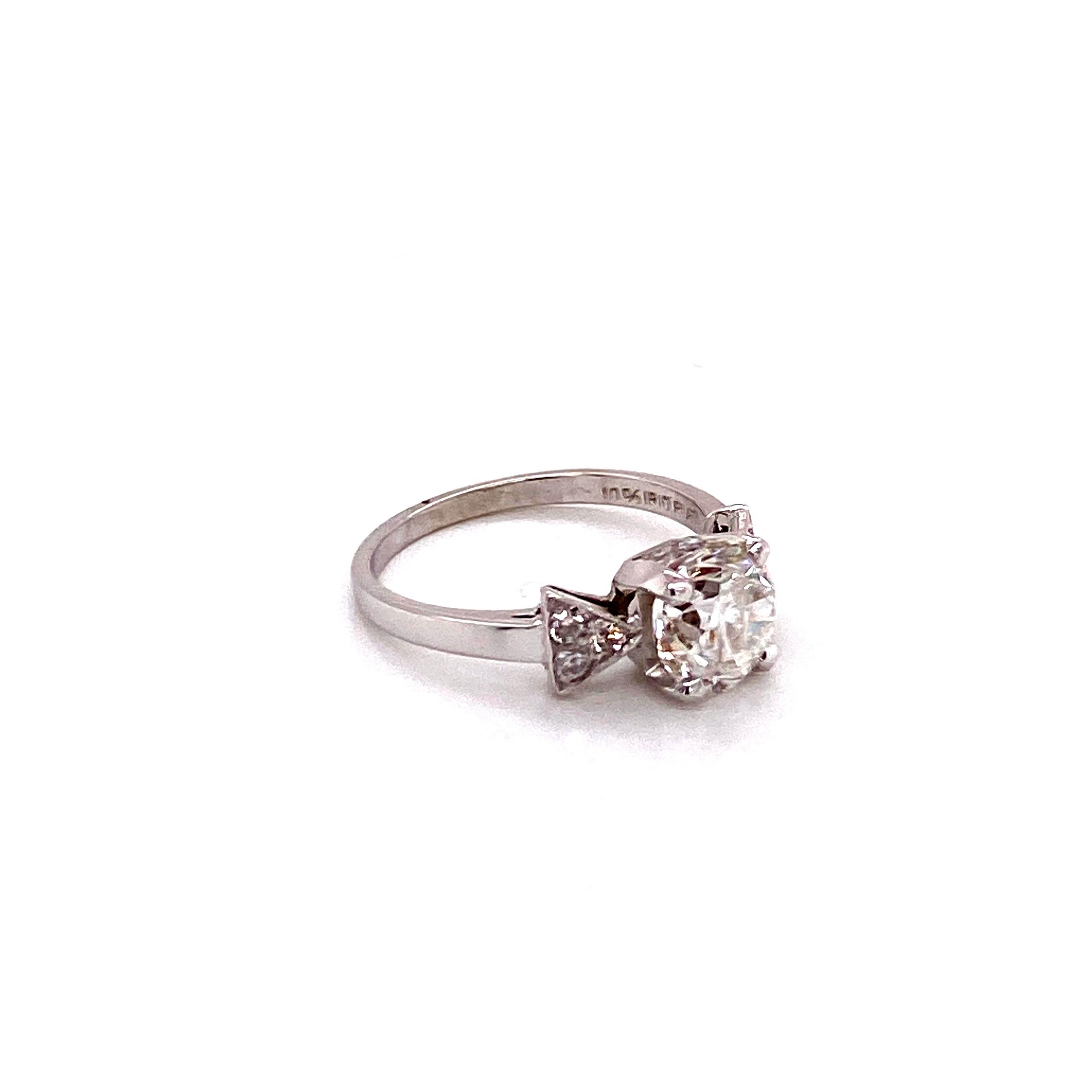 Women's Vintage 1930s 2.00 Carat Diamond Platinum Art Deco Ring For Sale