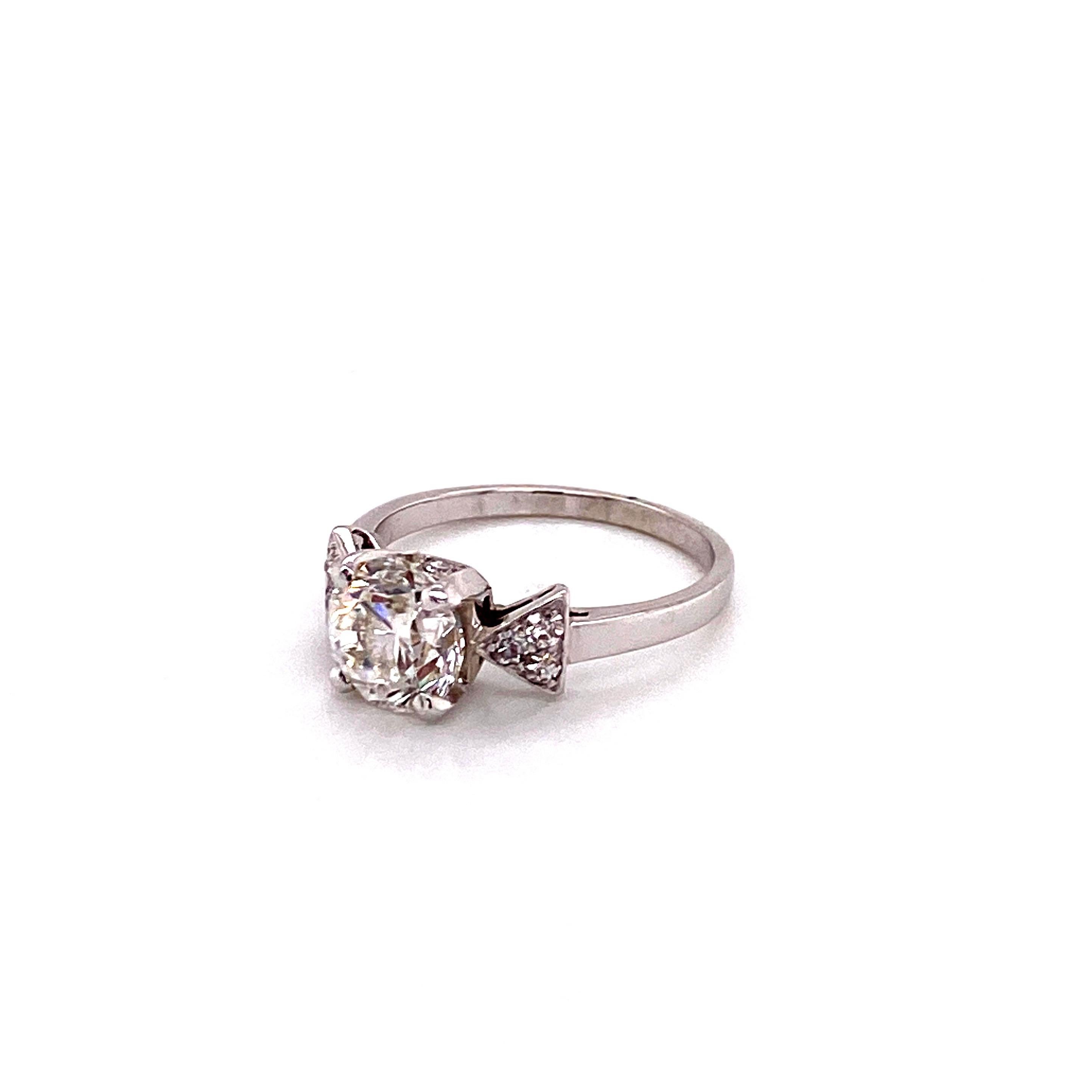 Vintage 1930s 2.00 Carat Diamond Platinum Art Deco Ring For Sale 2