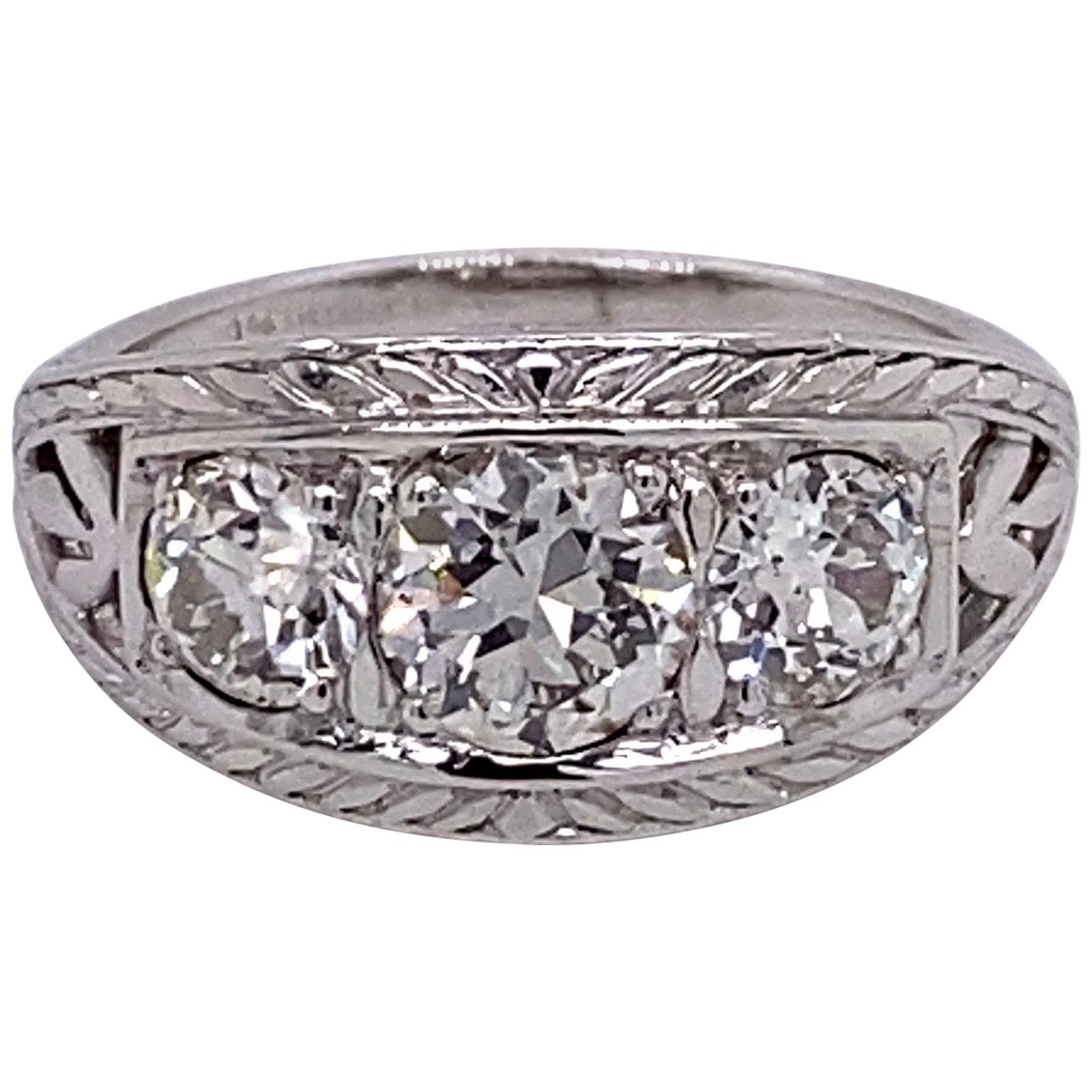 Vintage 1930s 3-Stone European Cut Diamond Platinum Ring 1.75 Carat