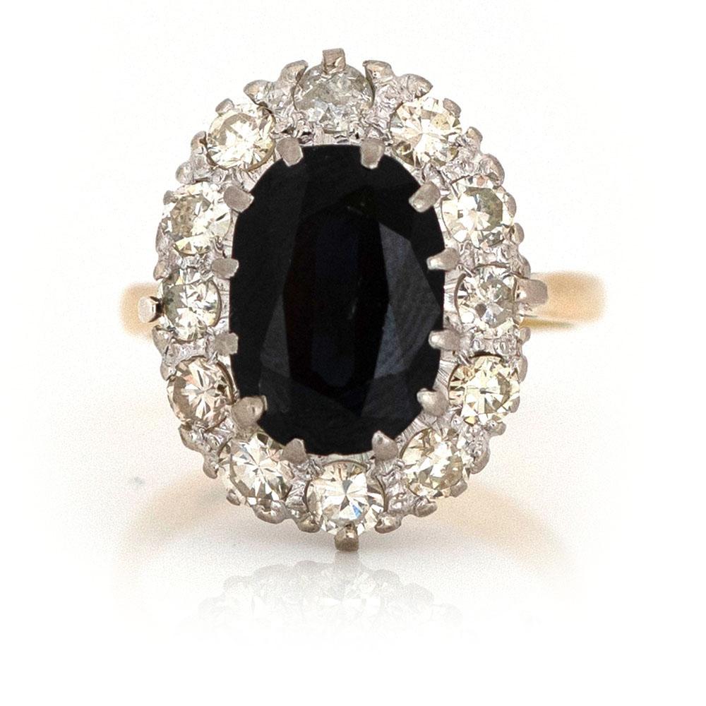 Vintage 1930s 5.35ct Sapphire 1.45ct Diamond Halo 18ct Gold Ring In Good Condition For Sale In London, GB