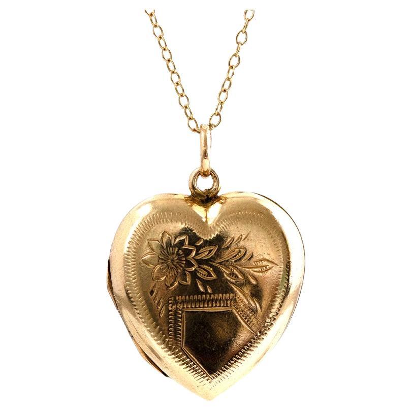 Vintage 1930s 9ct Gold Heart Locket Necklace