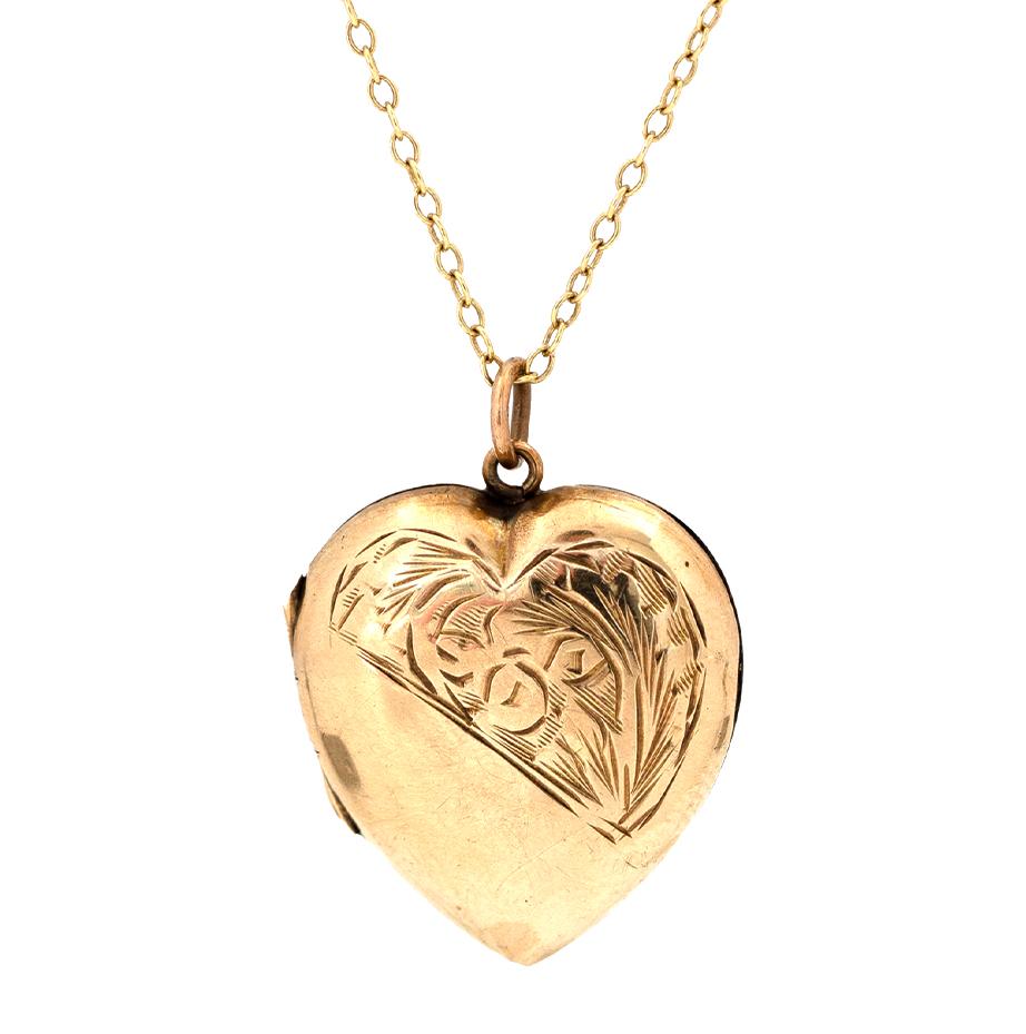 Vintage 1930s 9ct Yellow Gold Heart Locket Necklace In Good Condition For Sale In London, GB