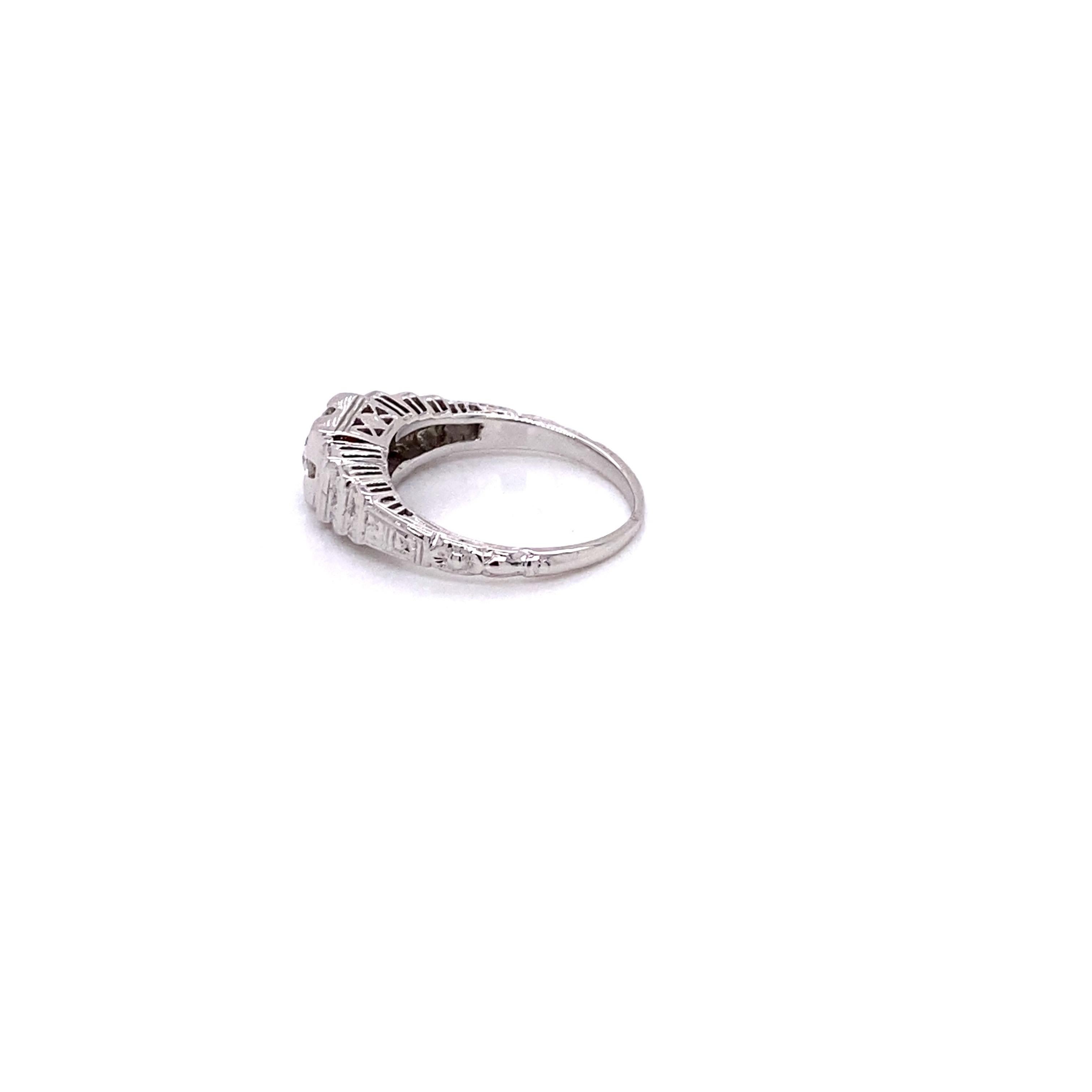 Women's Vintage 1930's Art Deco European Cut .50ct Diamond Engagement Ring For Sale
