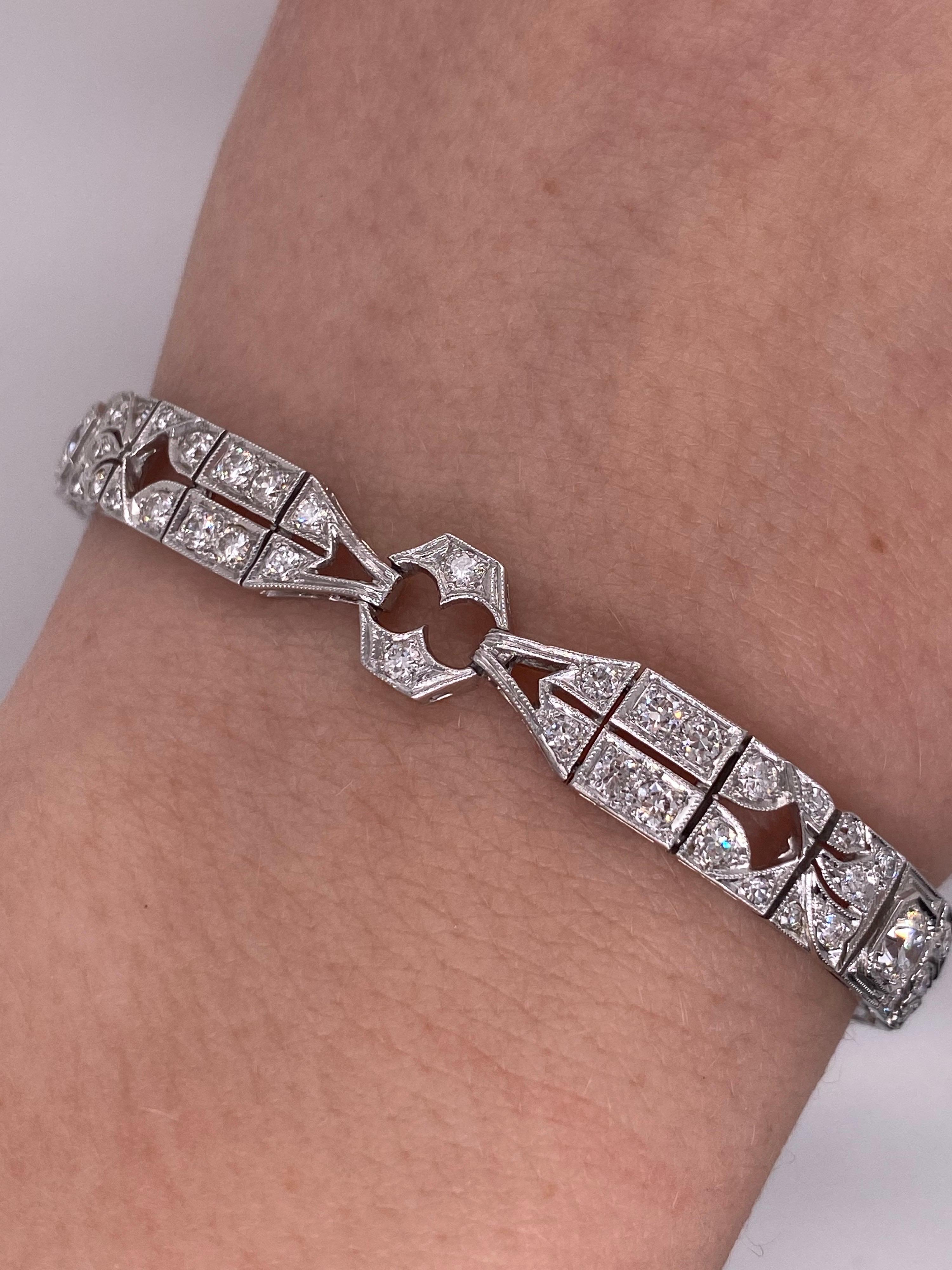 Women's Vintage 1930's Art Deco Platinum Diamond Bracelet 3.00ct For Sale