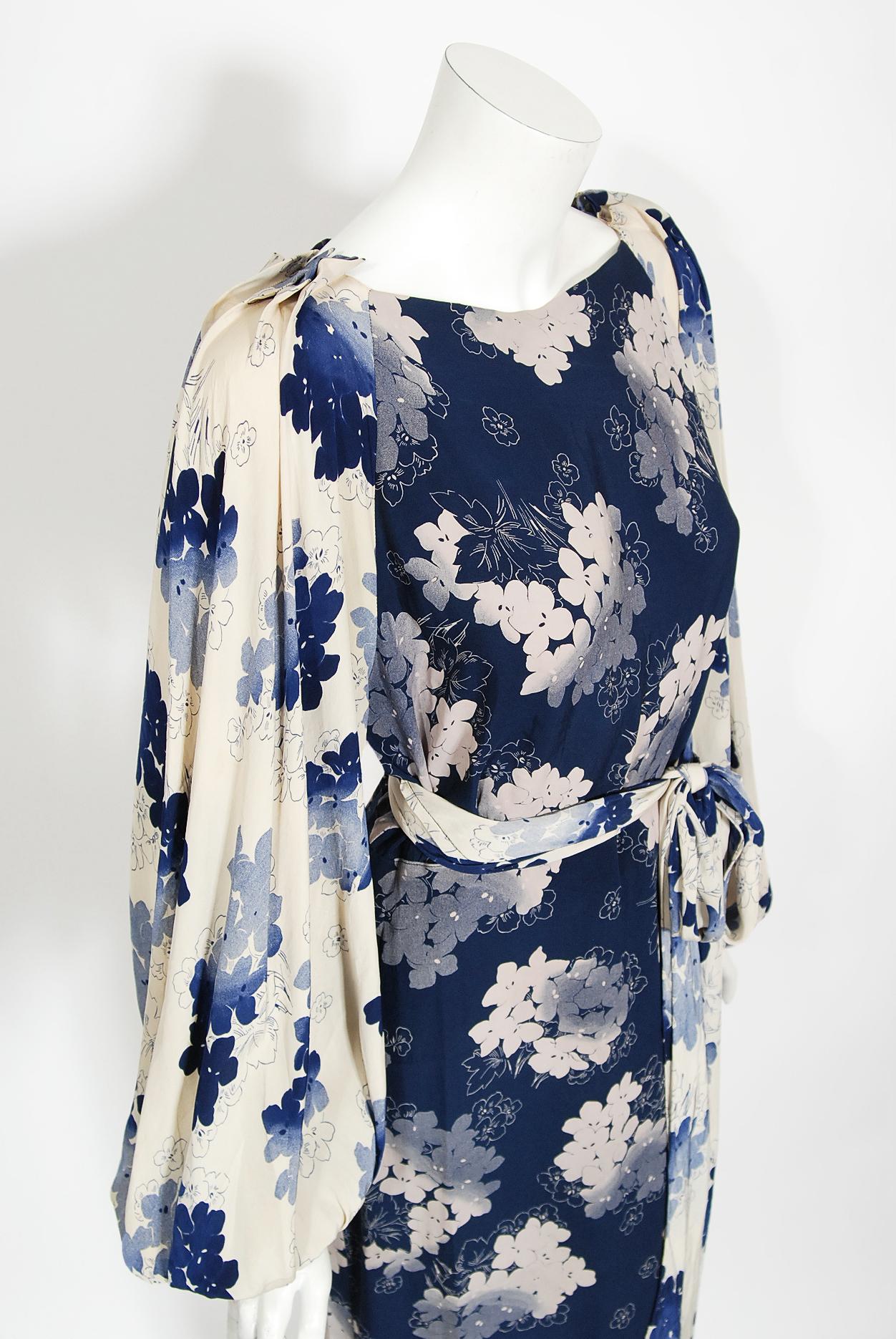 Vintage 1930's Arthur Weiss Blue & Ivory Floral Print Silk Balloon-Sleeve Dress 2