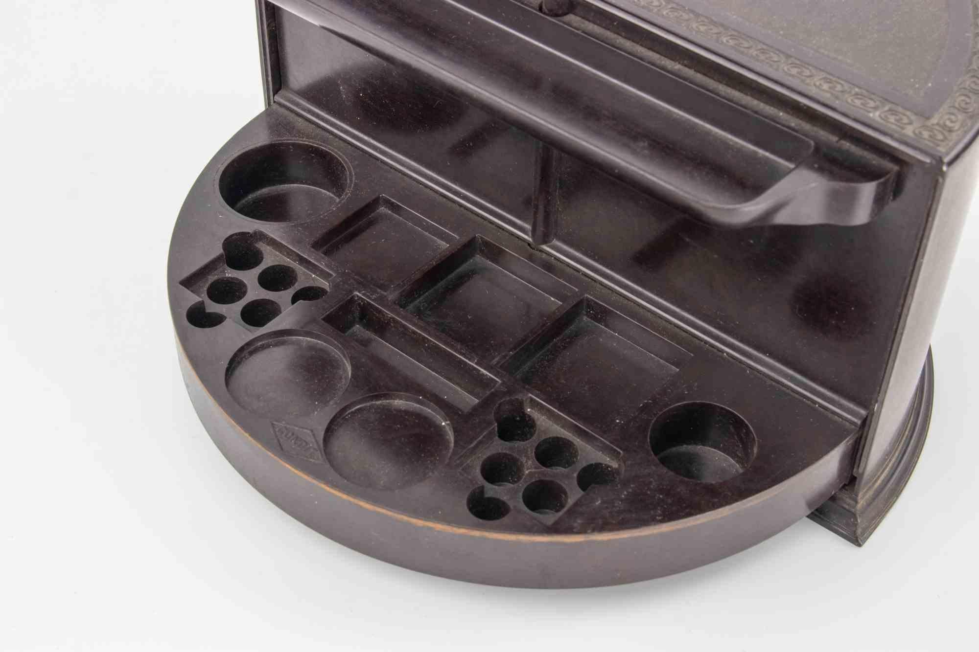 Mid-20th Century Vintage 1930s Bakelite Box, 1930s For Sale