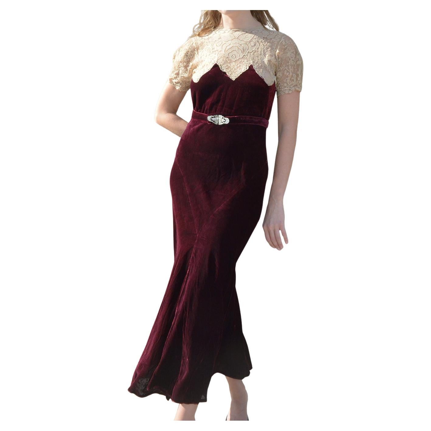 Vintage 1930s Bias-Cut Velvet and Lace Dress with Bolero For Sale