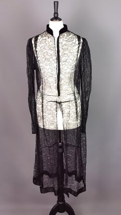 Vintage 1930s Black Chantilly lace jacket, evening coat