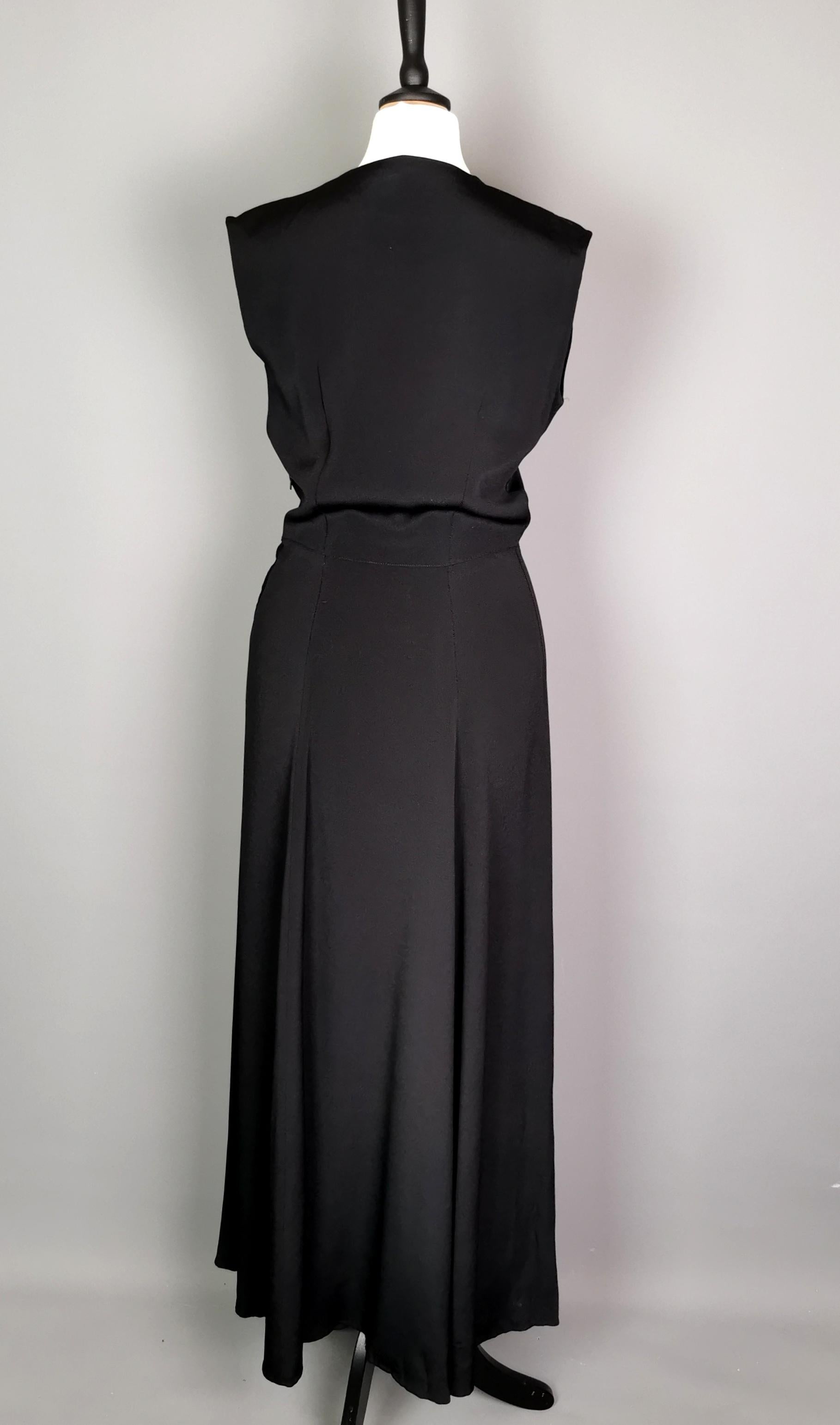 Vintage 1930s Black rayon crepe bombshell dress, gold lame, evening gown  For Sale 2