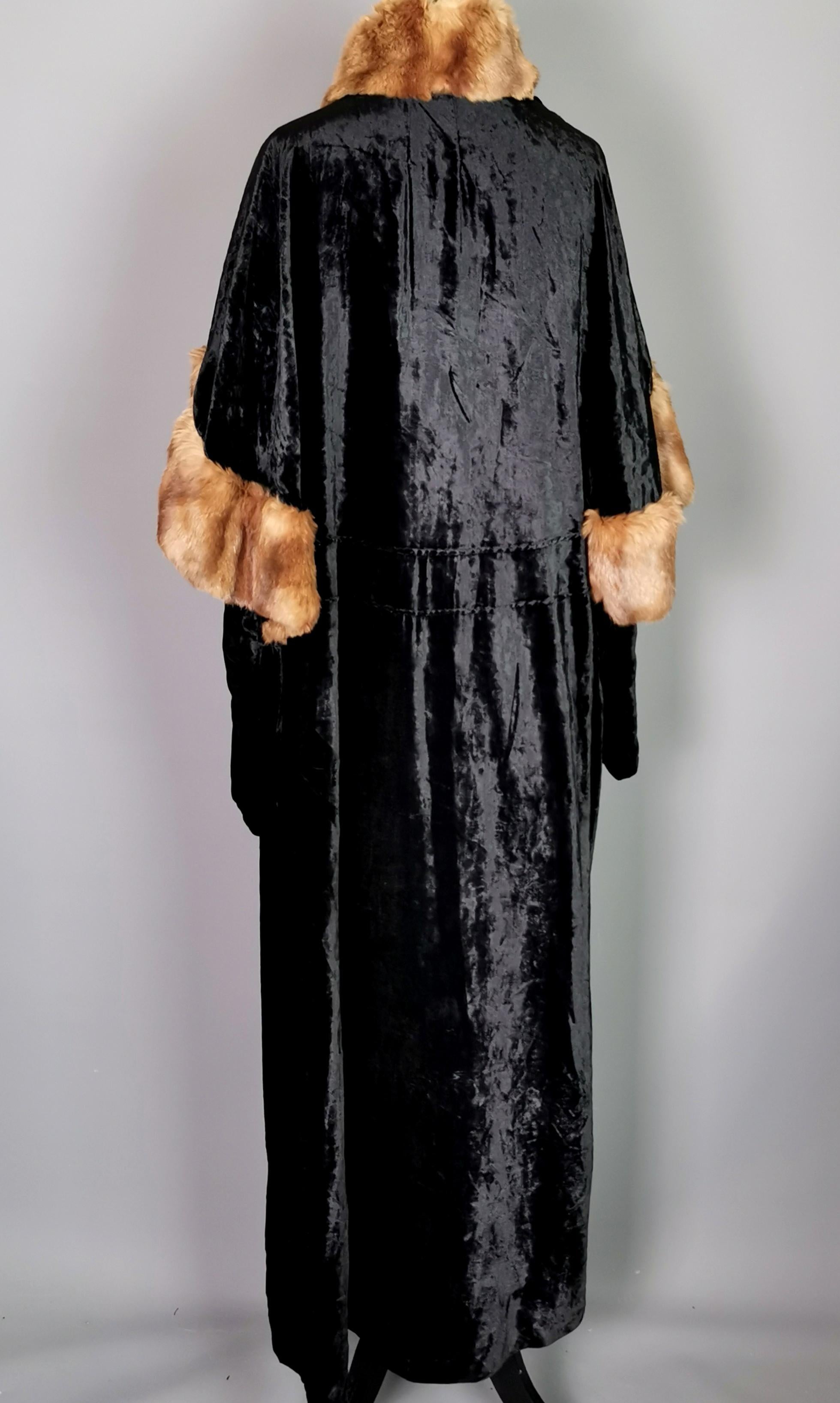 Vintage 1930's Black silk velvet opera cape, caped sleeve, Mink fur trim  6