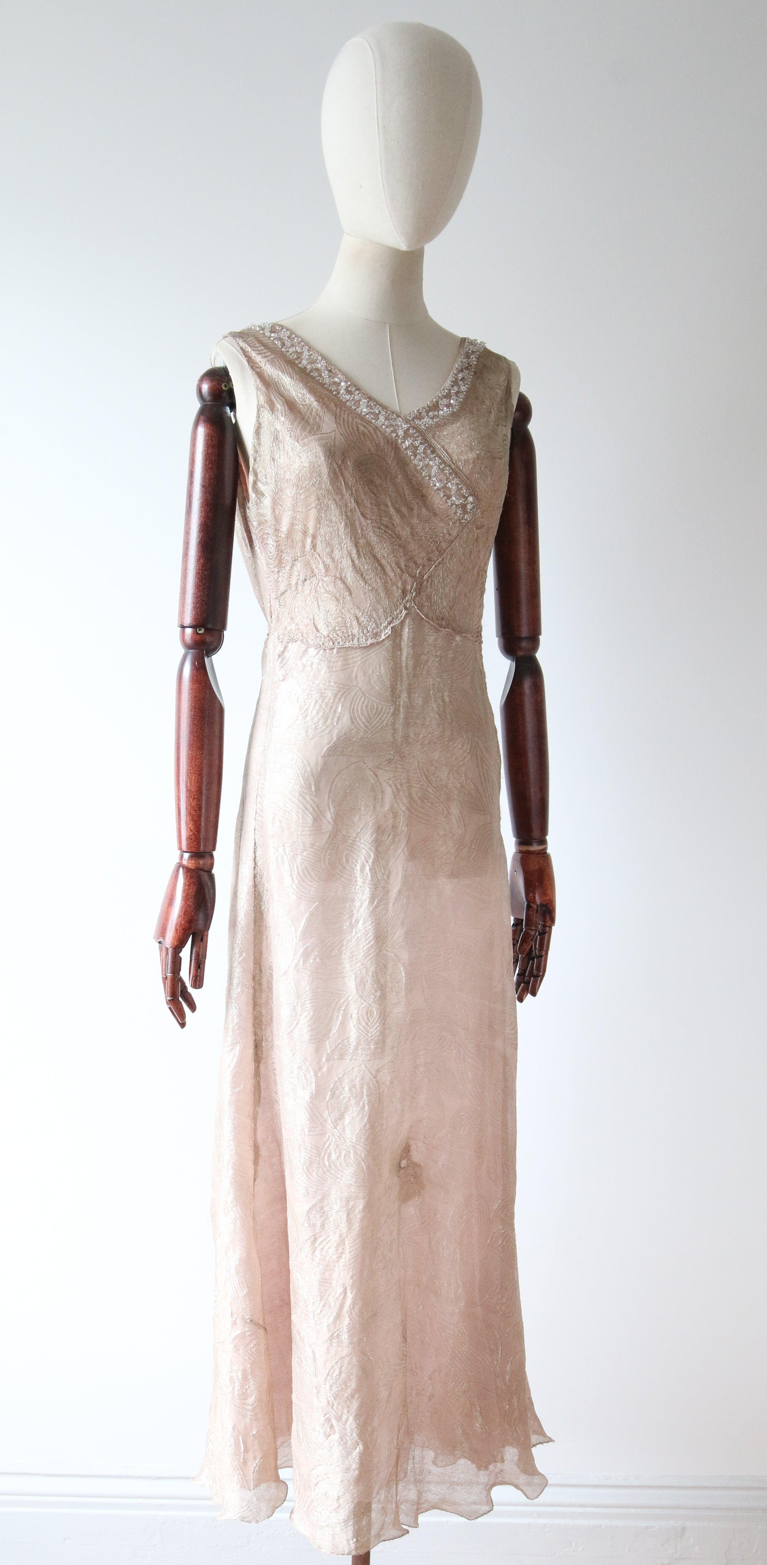 Women's Vintage 1930's Blush Silk and Gold Lamé Beaded Evening Gown 1930 dress UK 8 US 4 For Sale