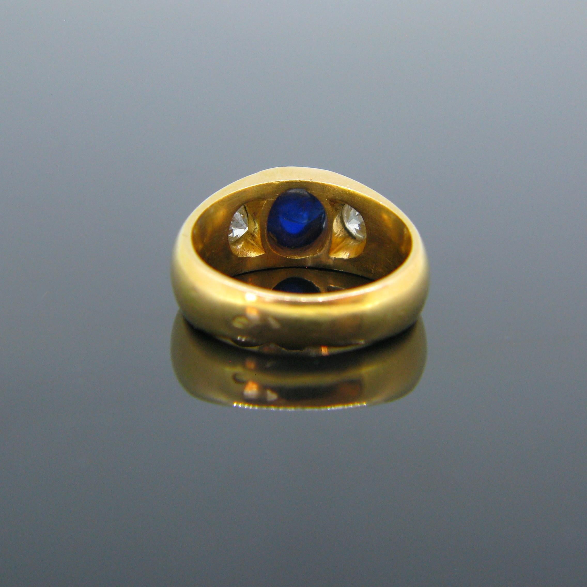 Retro Vintage 1930s Cabochon Sapphire and Old Cut Diamond Gypsy Yellow Gold Ring