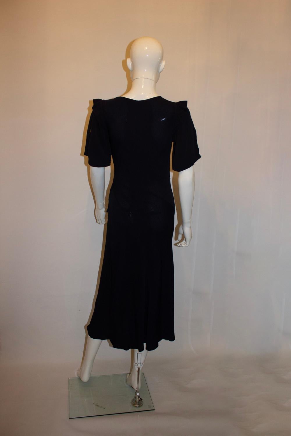 Vintage 1930s Chic Crepe Kleid Damen im Angebot