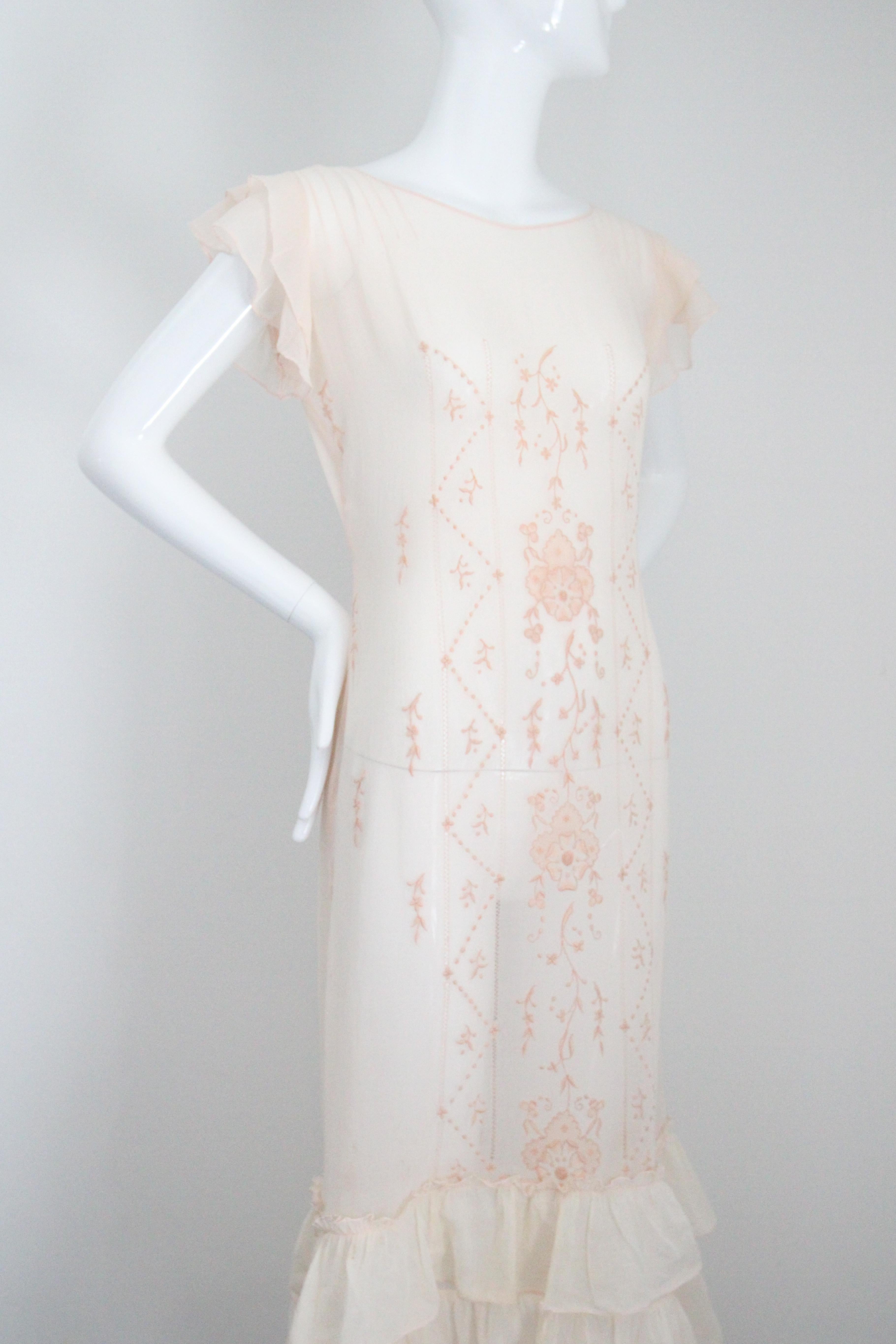 Vintage 1930's Cotton Embroidered Day Dress Pale Pink Floral 1930s UK 8 US 4 For Sale 1