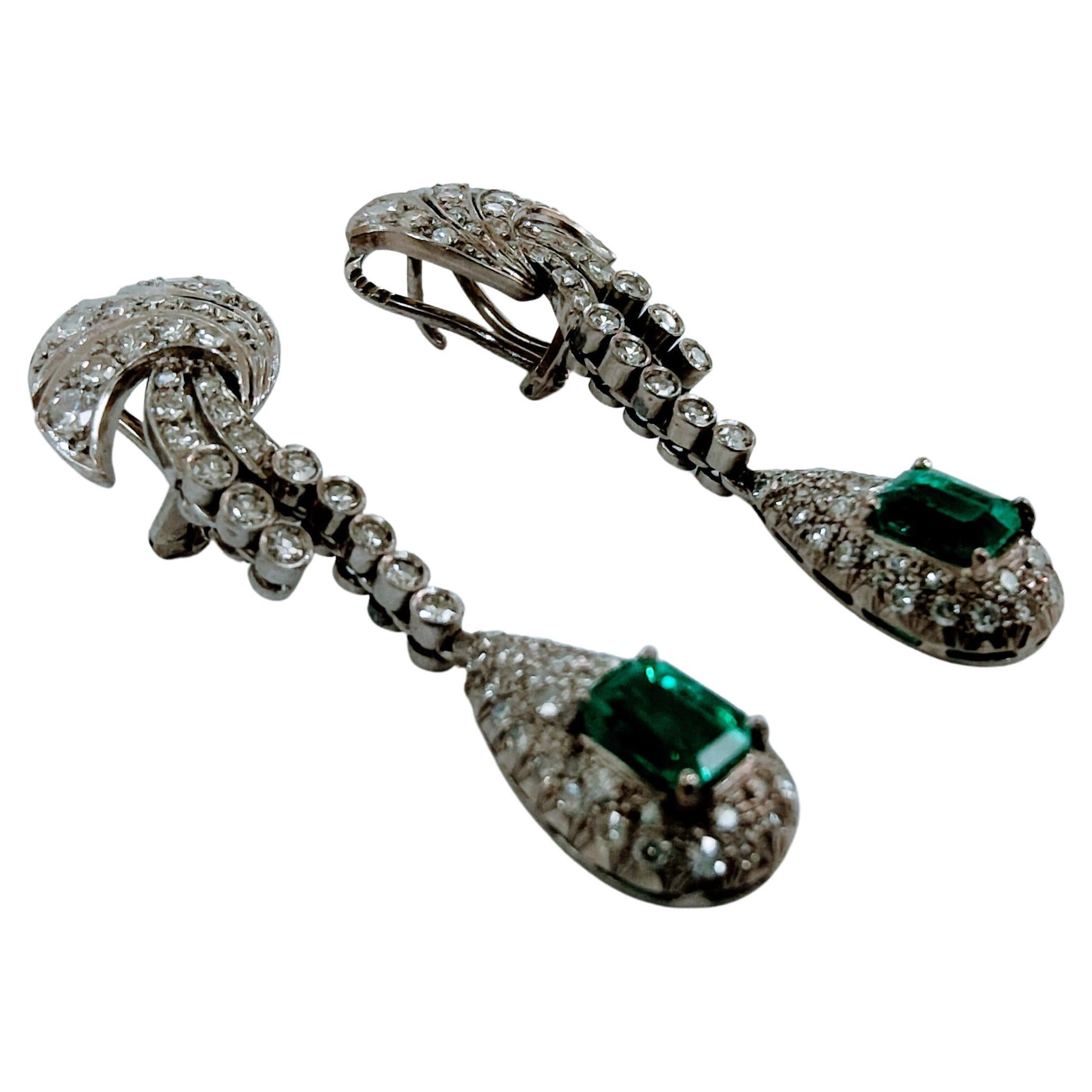 Vintage 1930er Jahre  Ohrringe Art-Deco Weißgold 18kt Smaragd kolumbianisch und Diamanten im Zustand „Gut“ im Angebot in Valencia, Comunidad Valenciana