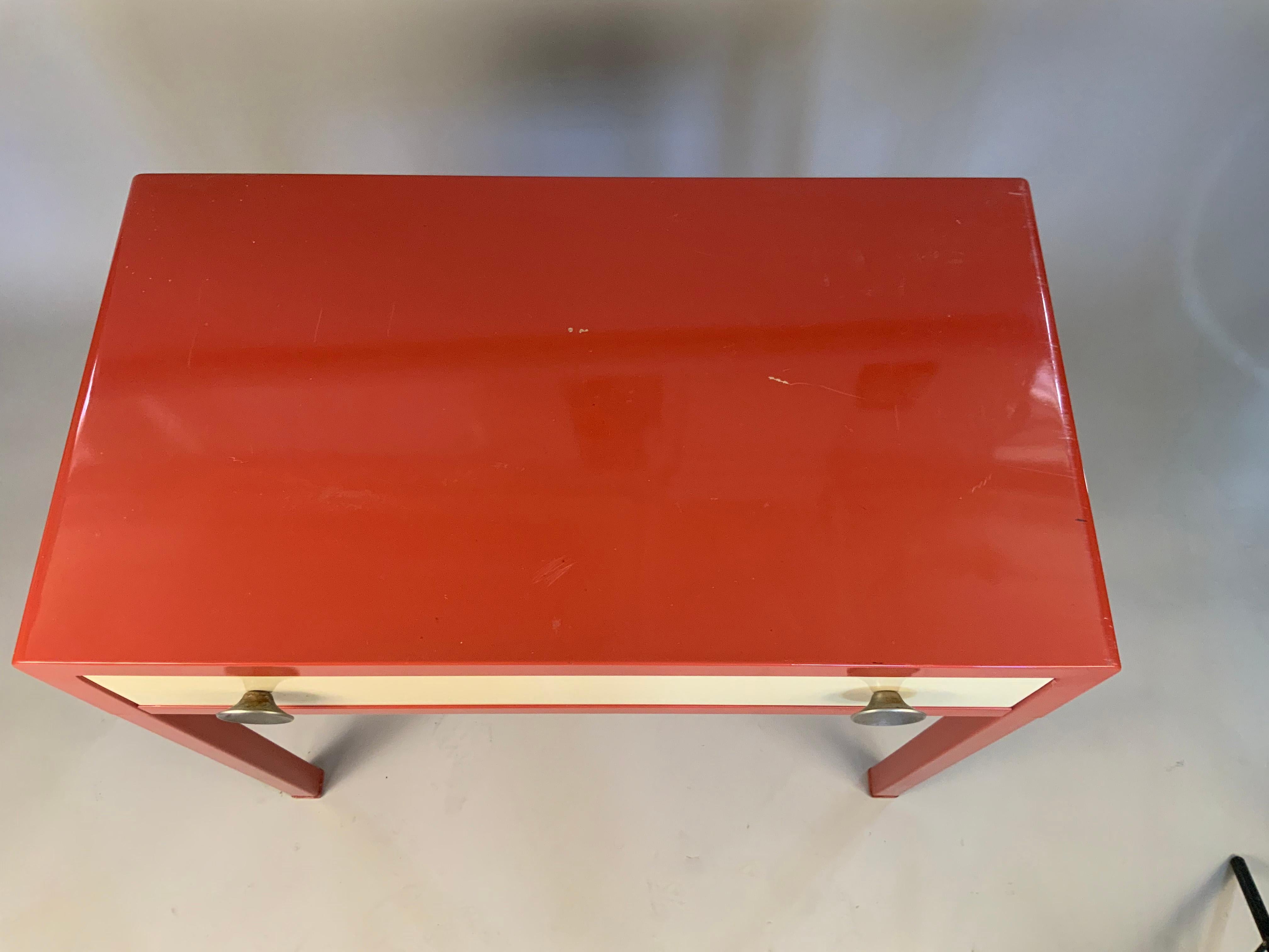 Vintage 1930's Enameled Steel Desk by Norman Bel Geddes for Simmons In Good Condition In Hudson, NY