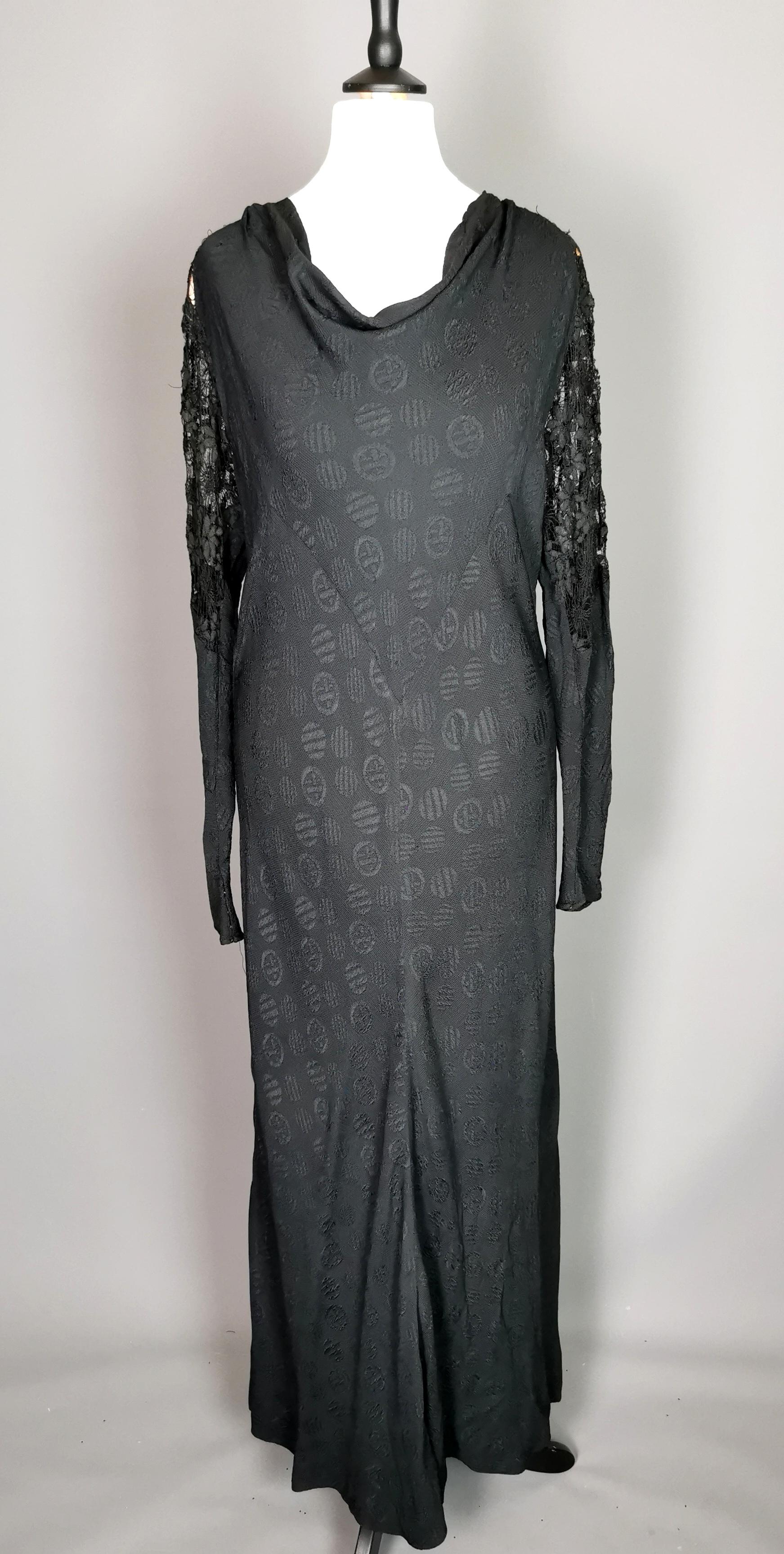 Vintage 1930's evening dress, Black lace, pink  For Sale 9