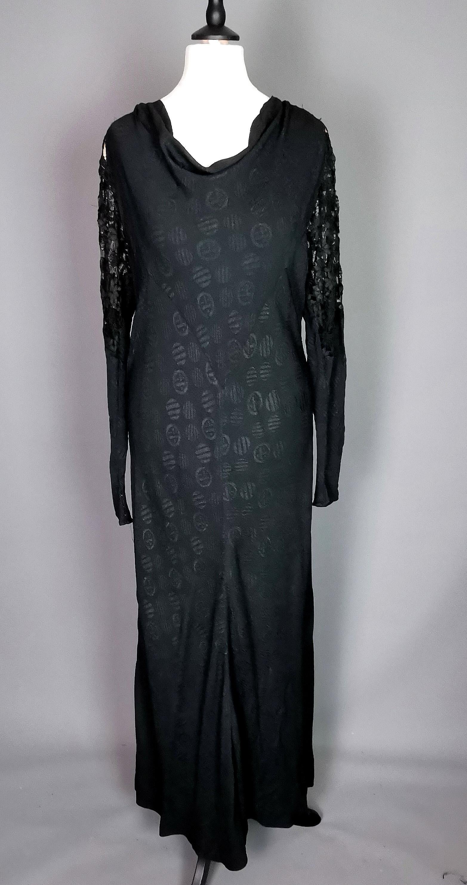Vintage 1930's evening dress, Black lace, pink  For Sale 12