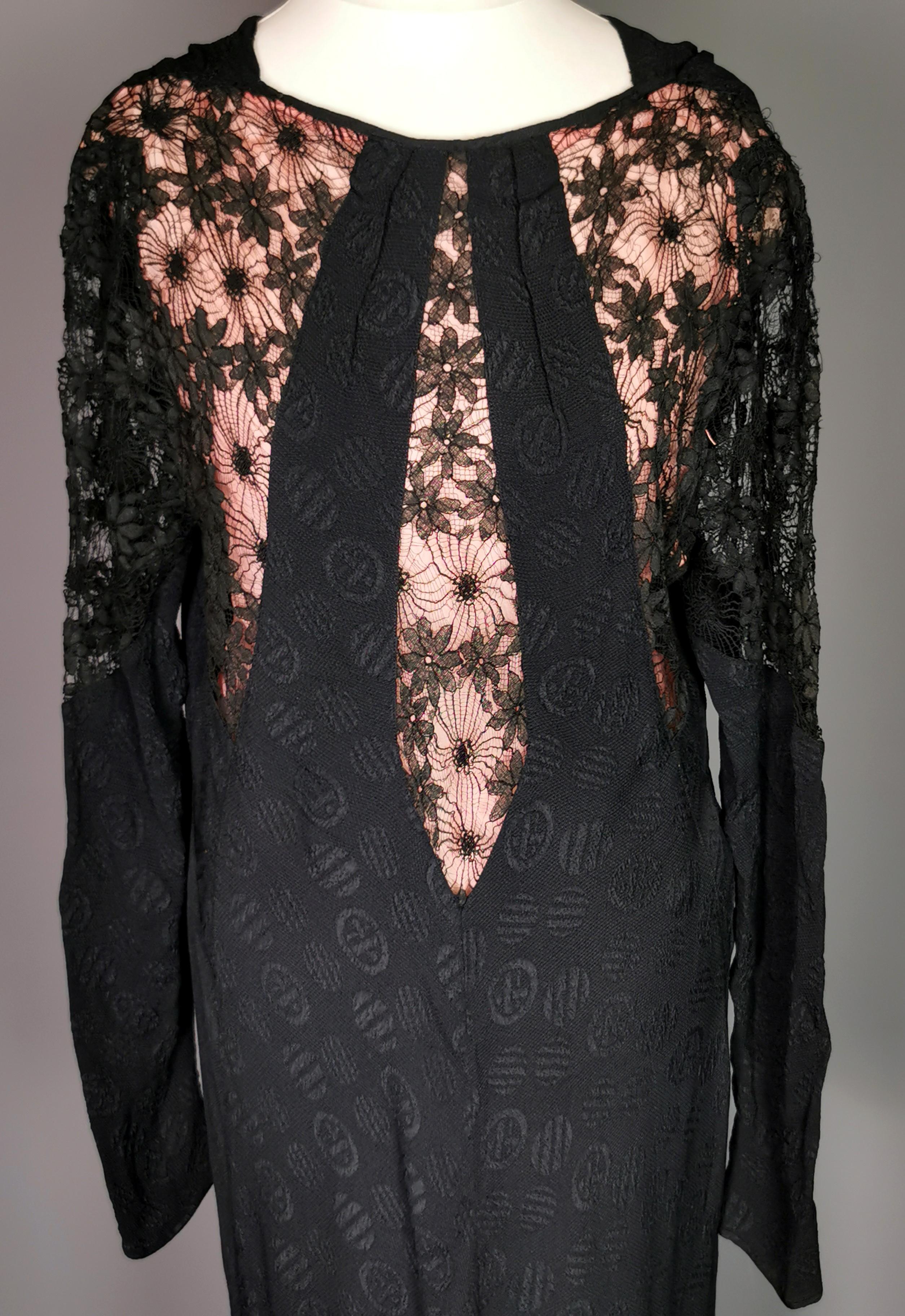Women's Vintage 1930's evening dress, Black lace, pink  For Sale