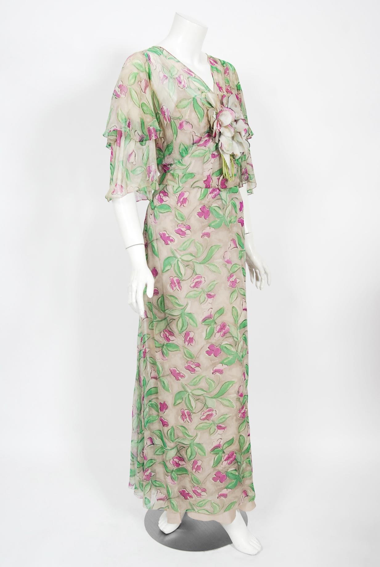 Beige Vintage 1930's Fashion Originators Guild Robe et veste en mousseline de soie à imprimé floral en vente