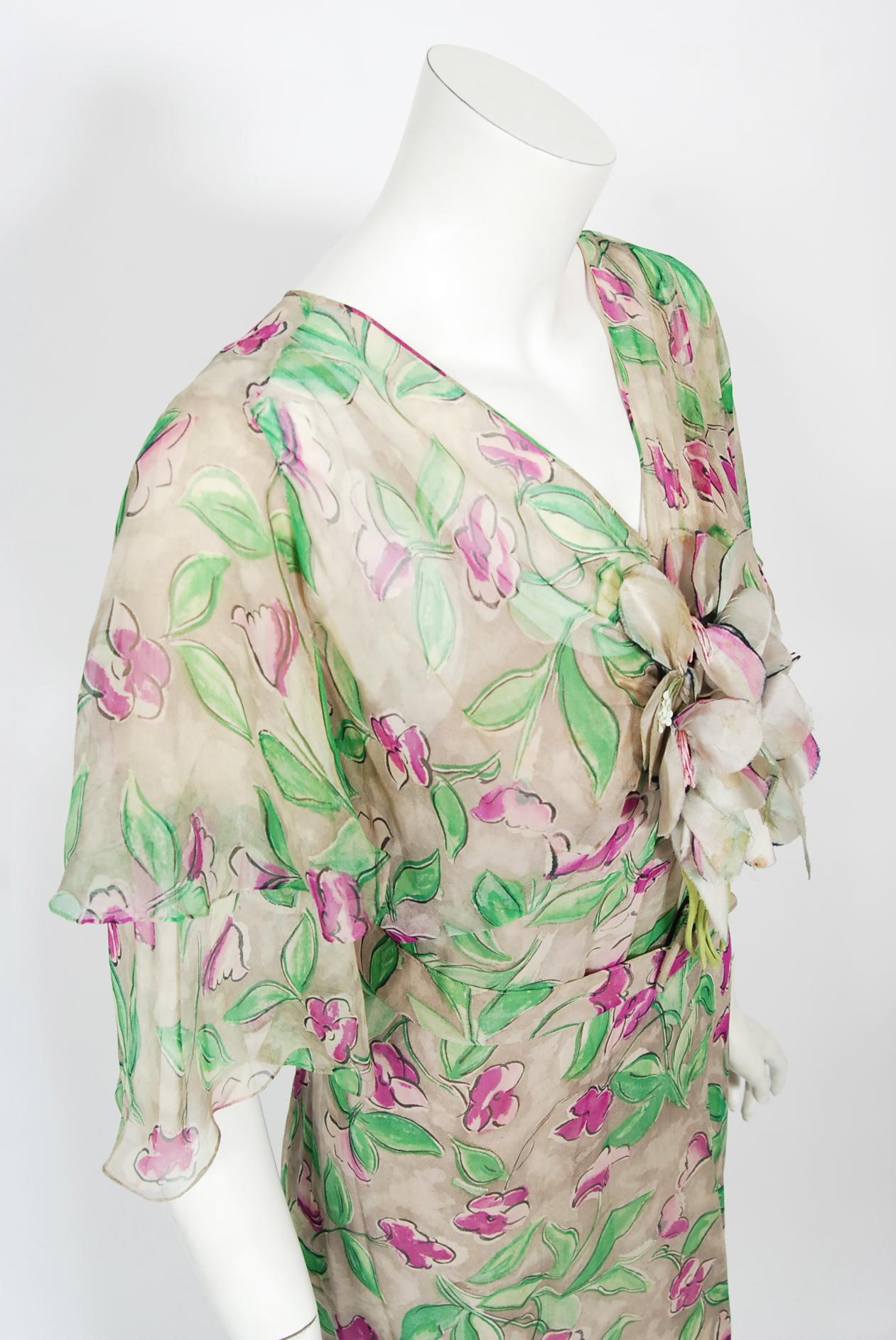 Vintage 1930's Fashion Originators Guild Robe et veste en mousseline de soie à imprimé floral Bon état - En vente à Beverly Hills, CA