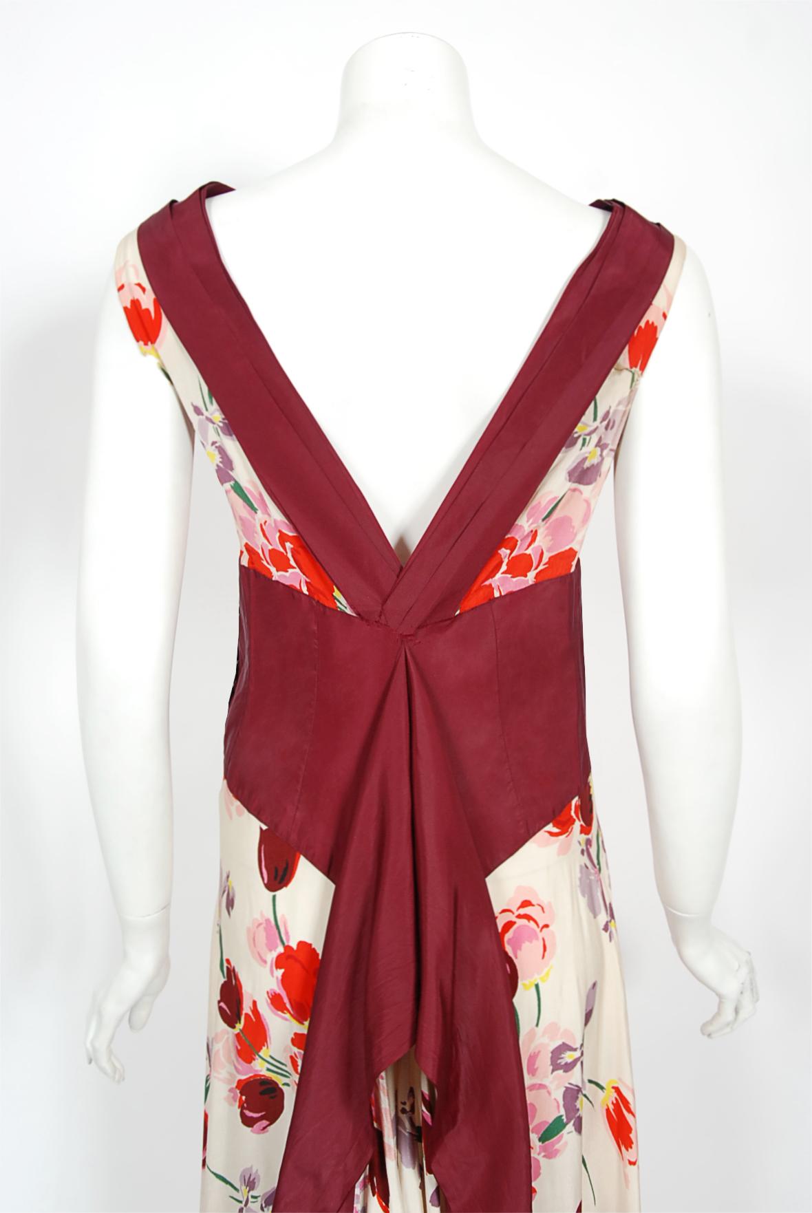 Vintage 1930's Floral Garden Rot Maroon Print Seide Bouquet Appliqué Couture-Kleid im Angebot 7