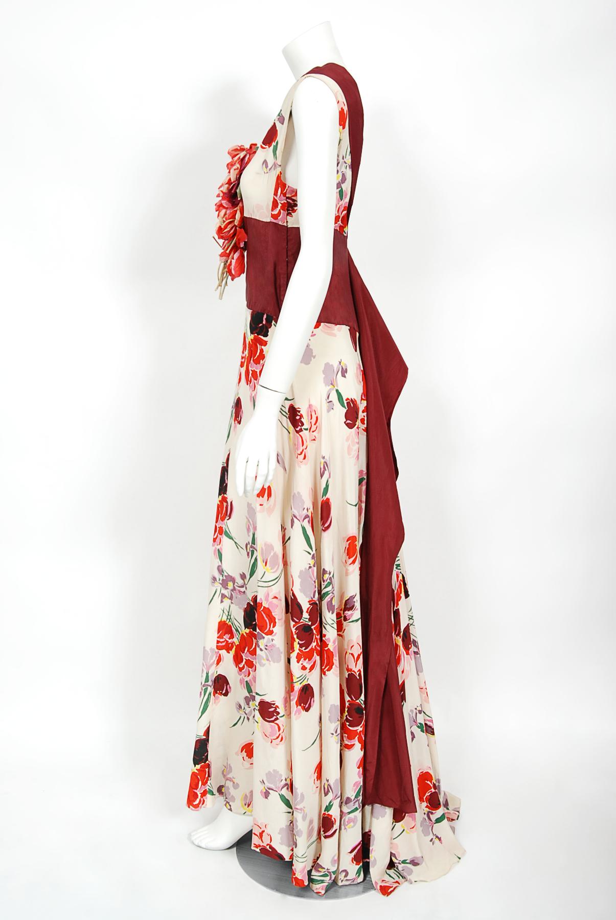 Vintage 1930's Floral Garden Rot Maroon Print Seide Bouquet Appliqué Couture-Kleid im Angebot 2