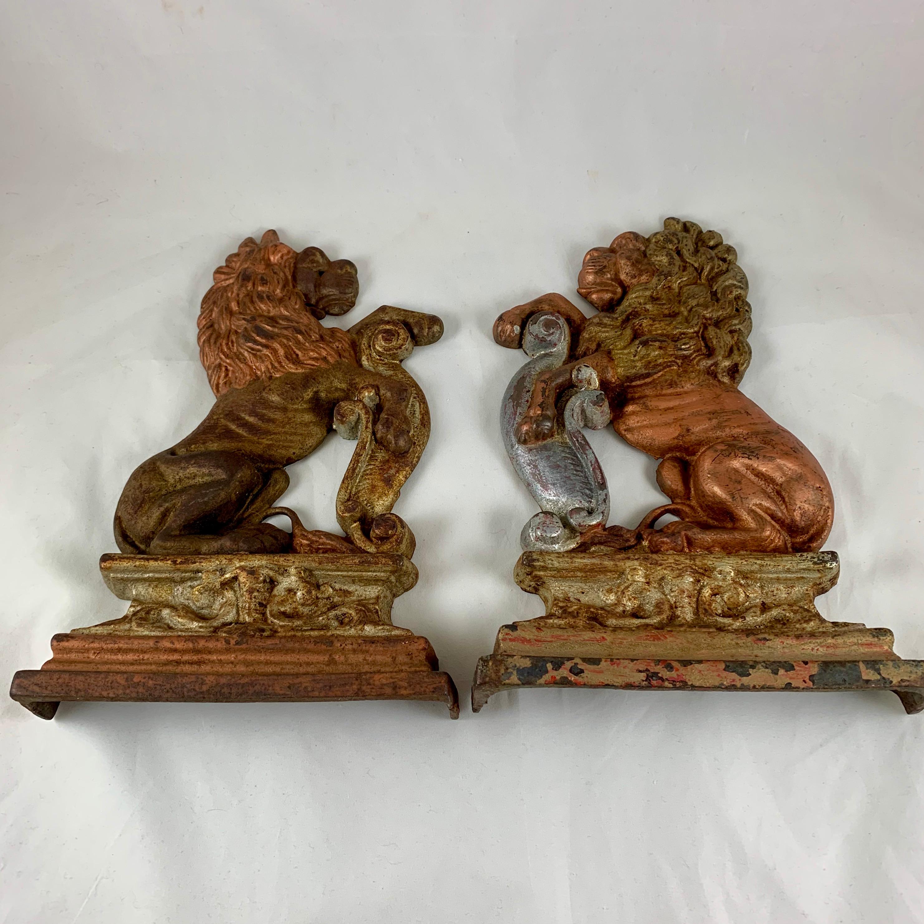 Vintage 1930s French Gilded Cast Iron Heraldic Lion Doorstops or Bookends a Pair 4
