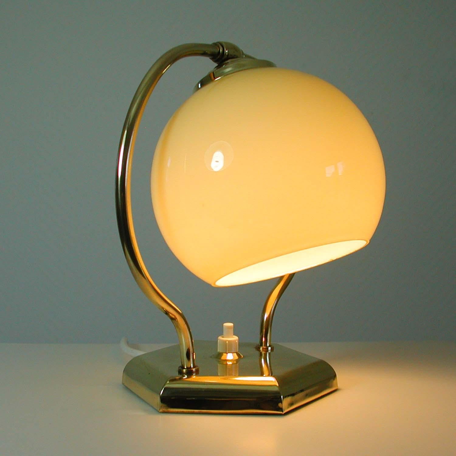 Vintage 1930s German Bauhaus Art Deco Brass and Opal Table Lamp 6