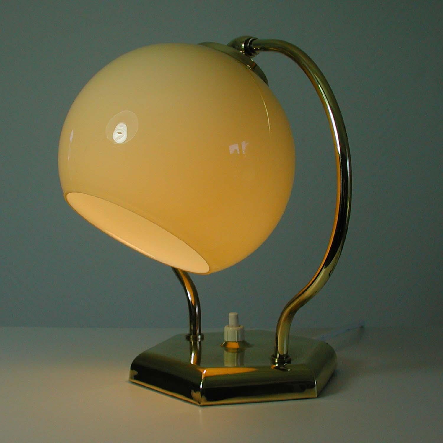 Vintage 1930s German Bauhaus Art Deco Brass and Opal Table Lamp 7
