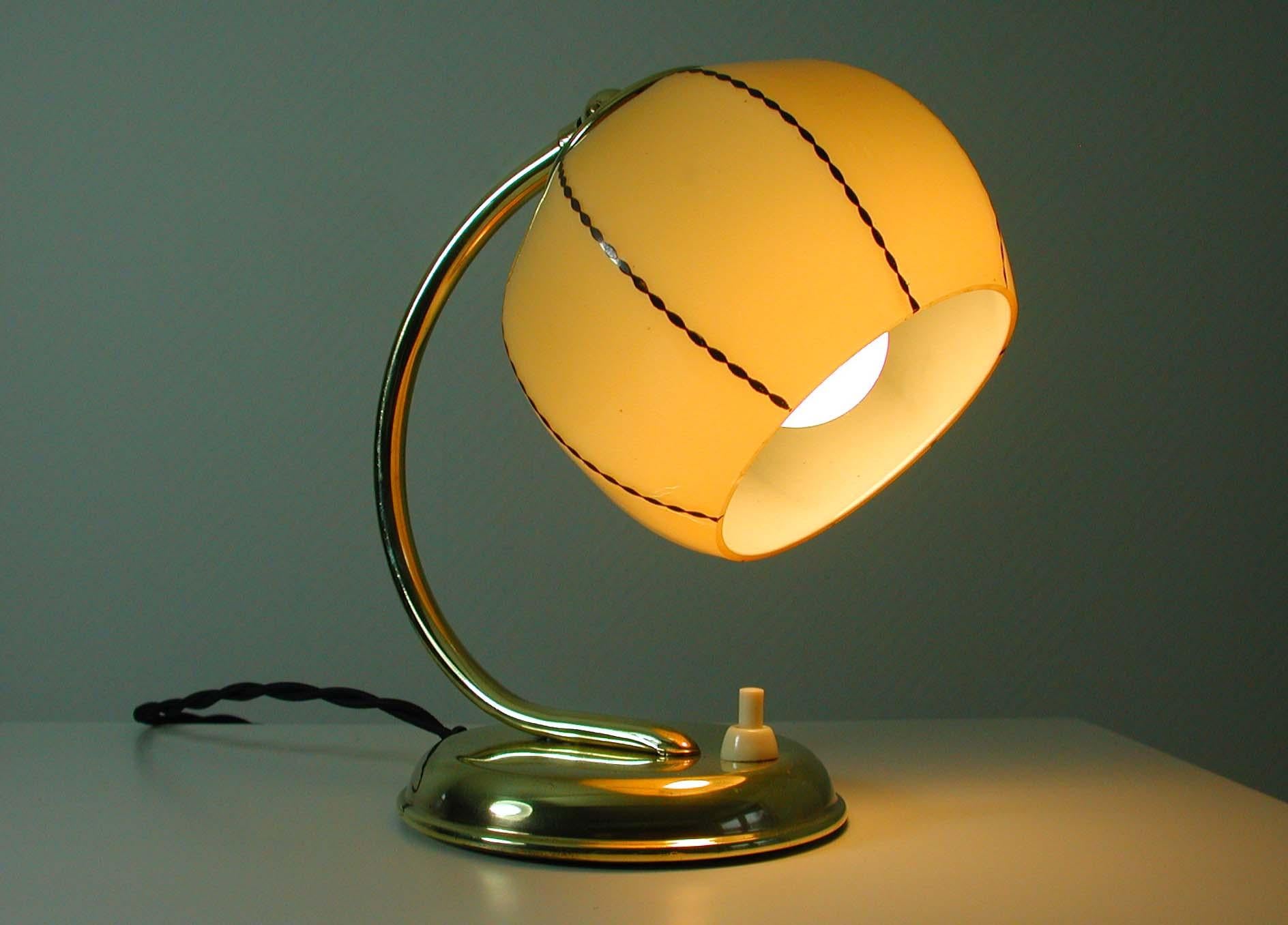 Vintage 1930s German Bauhaus Art Deco Brass and Opal Table Lamp Sconce 7