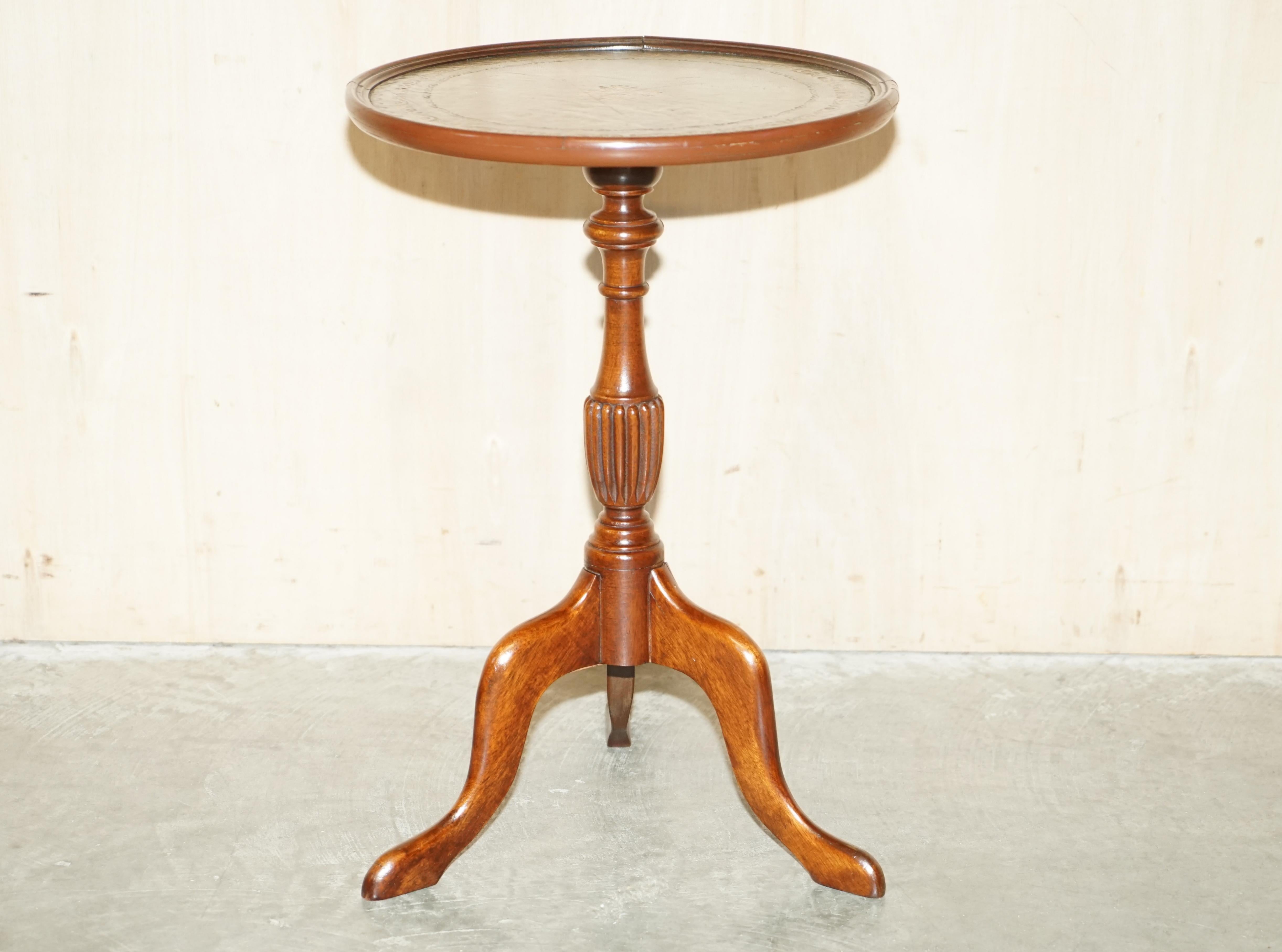 We are delighted to offer for sale this very nice vintage Mahogany & Heritage Green Leather topped tripod table

Please note the delivery fee listed is just a guide, it covers within the M25 only for the UK and local Europe only for international,