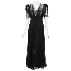 Black Evening Dresses and Gowns