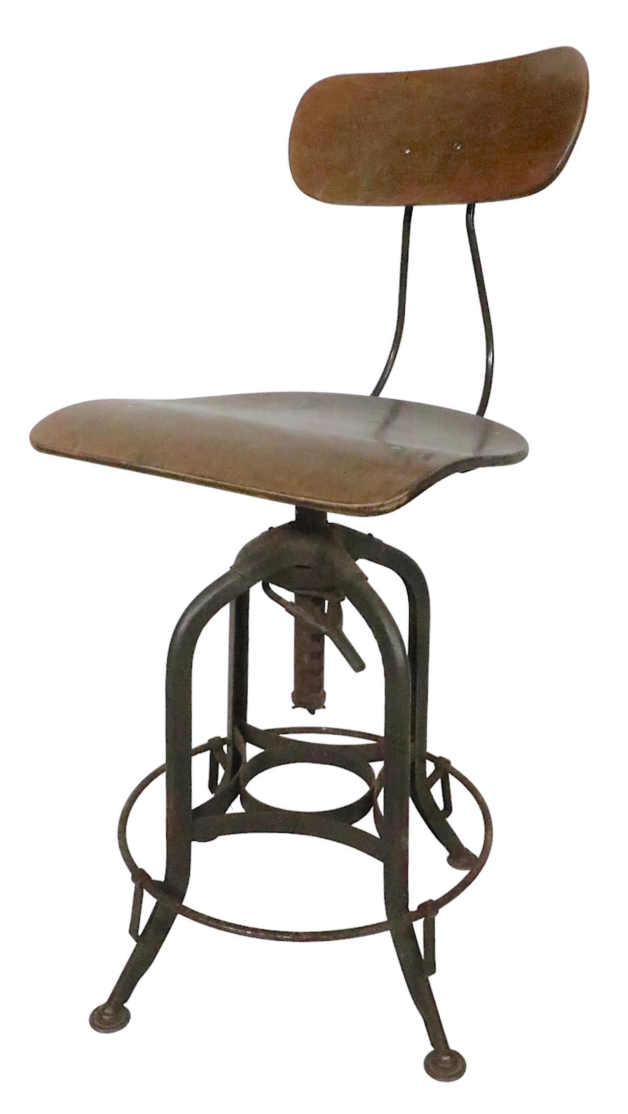 Tabouret industriel Rask Work d'époque des années 1930 par Toledo Furniture Company 2