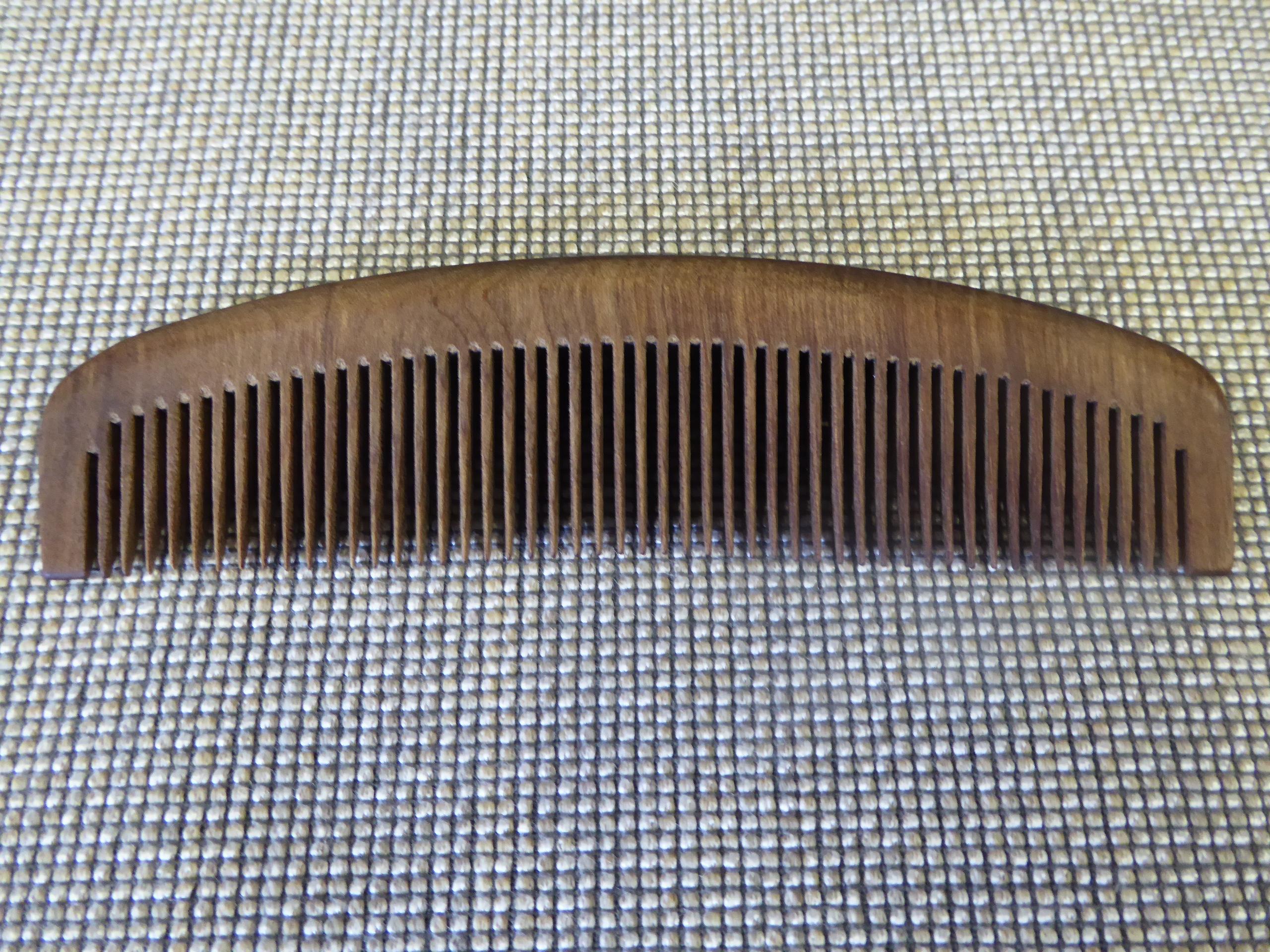 Details about   ST24 Vintage Japanese Wood Comb Signed 