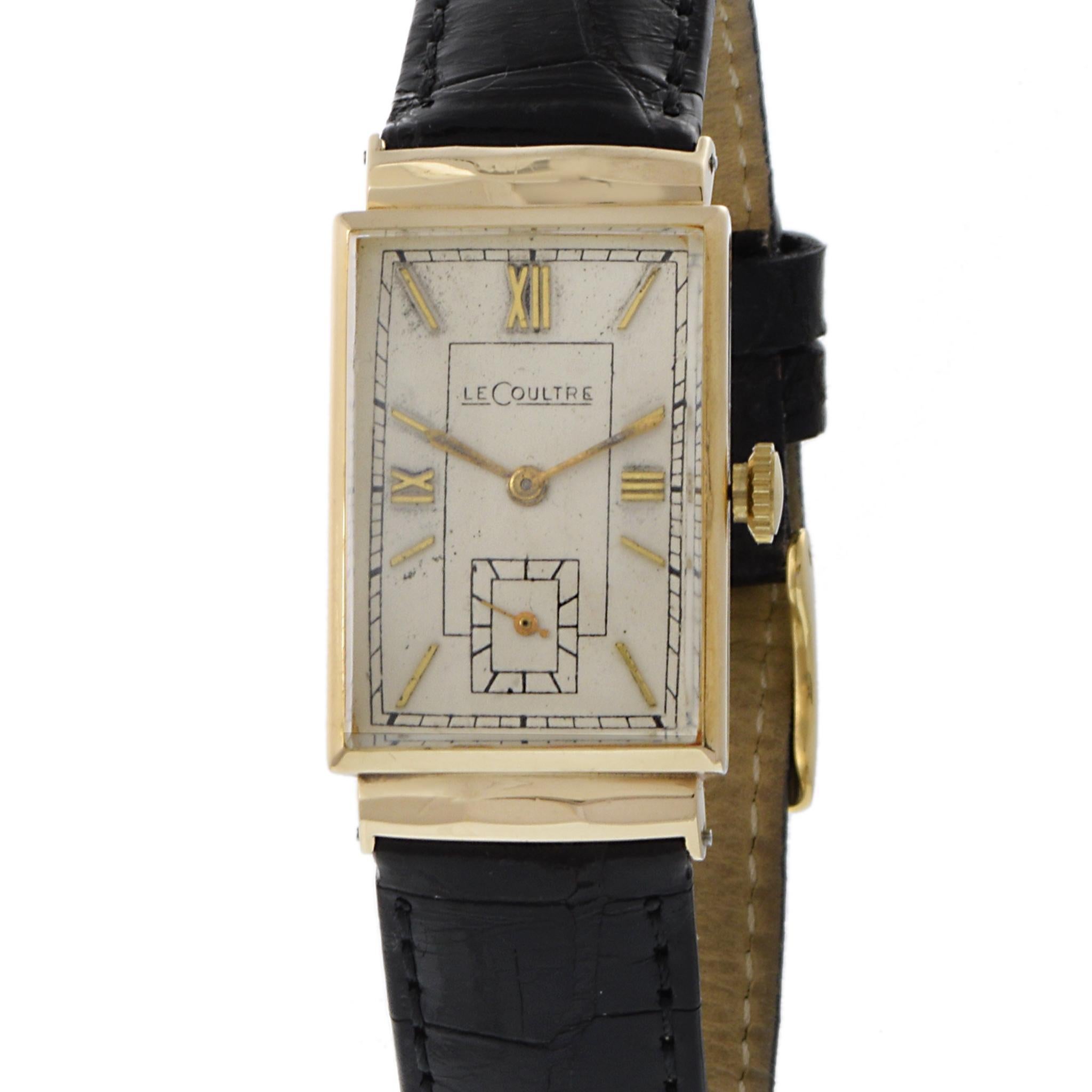 Women's or Men's Vintage 1930s LeCoultre 14K Yellow Gold Dress Watch – Manual Wind For Sale