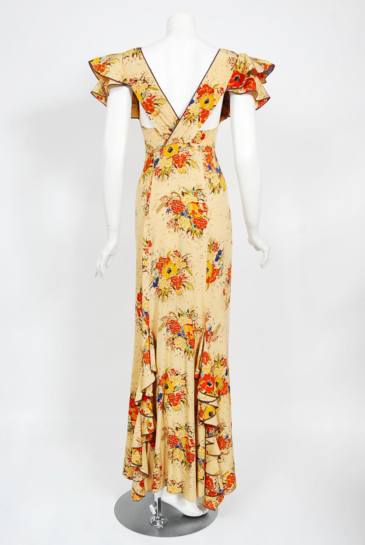 Vintage 1930s Marigold Floral Garden Print Silk Flutter-Sleeve Ruffle Maxi Dress For Sale 6