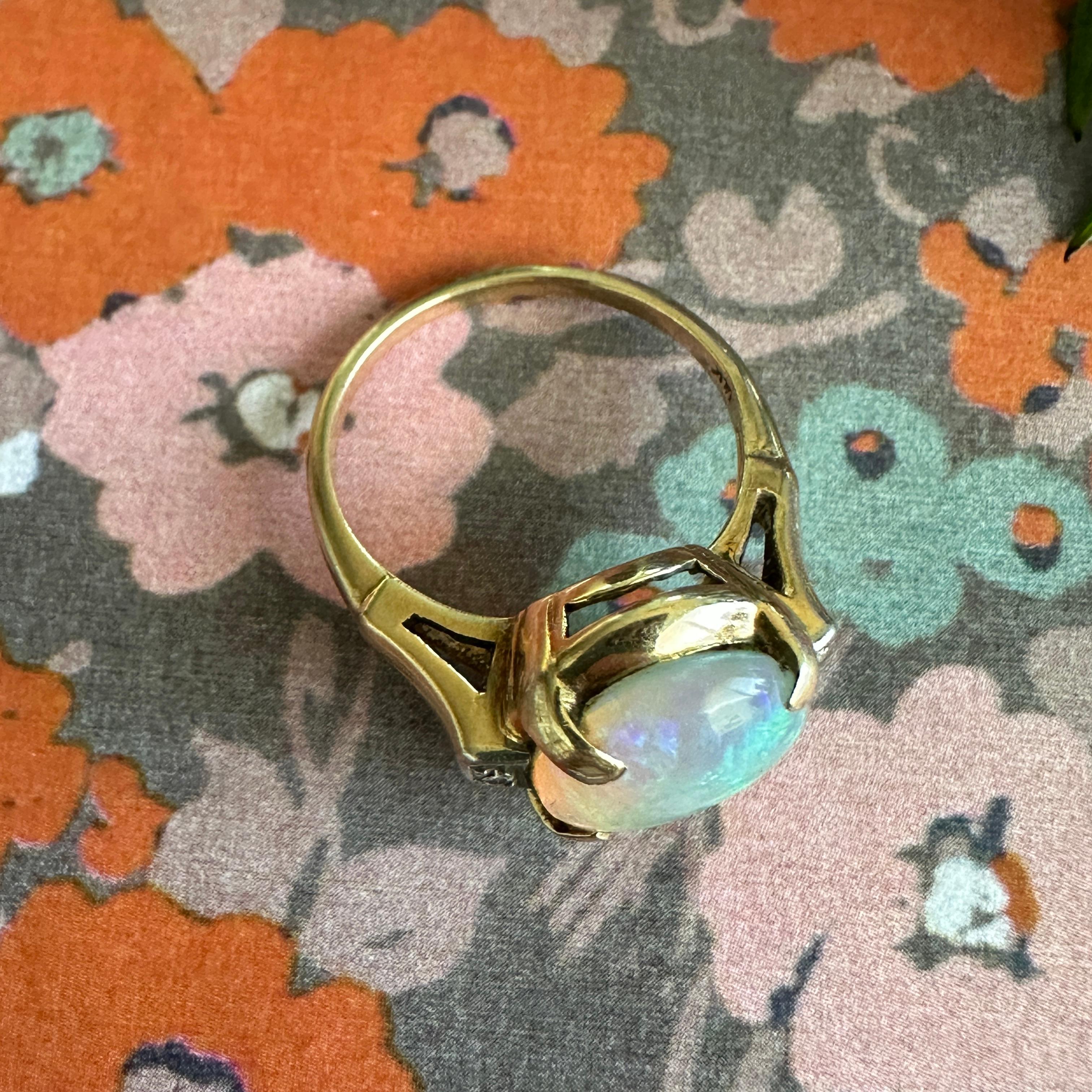 Vintage 1930's Opal Diamond 14K Gold Ring 8