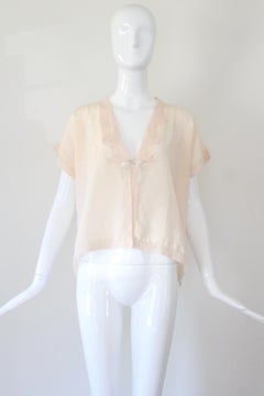 Vintage 1930s Pale Peach Silk and Lace Bed Jacket US 10 UK 14