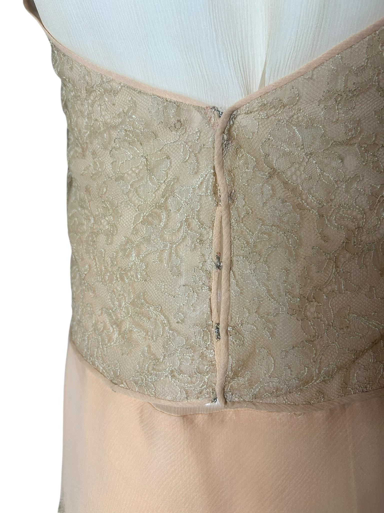 Vintage 1930s Pfirsich Spitze und Seide Chiffon Drop-Waist Abendkleid im Angebot 9