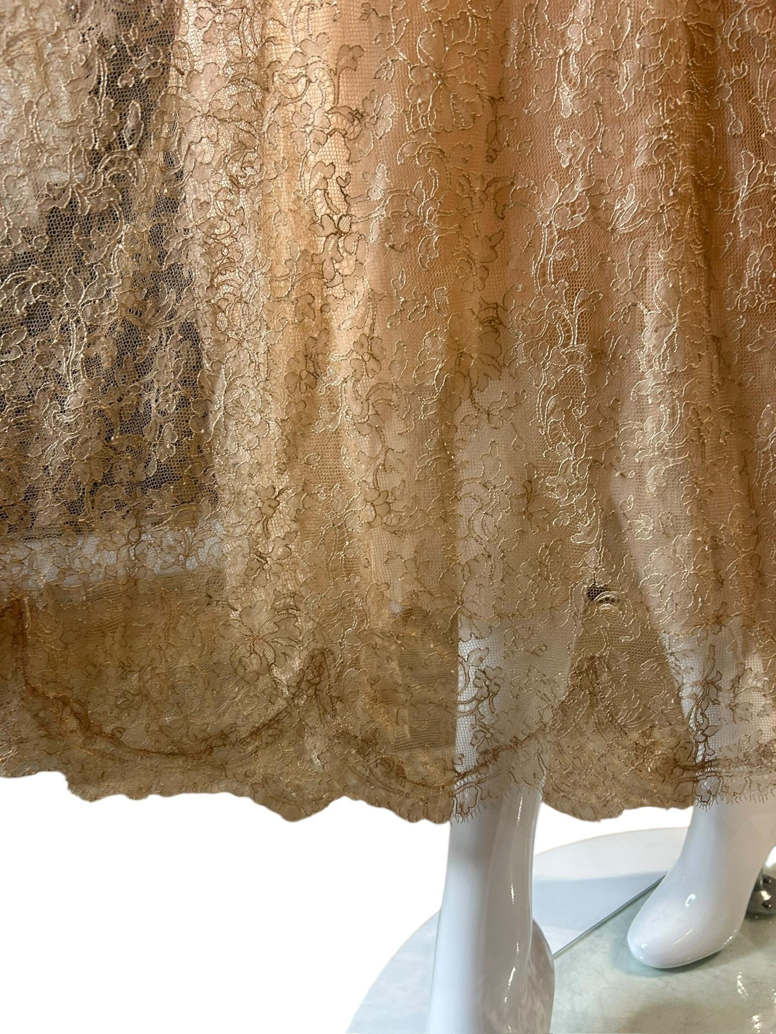 Vintage 1930s Pfirsich Spitze und Seide Chiffon Drop-Waist Abendkleid im Angebot 11