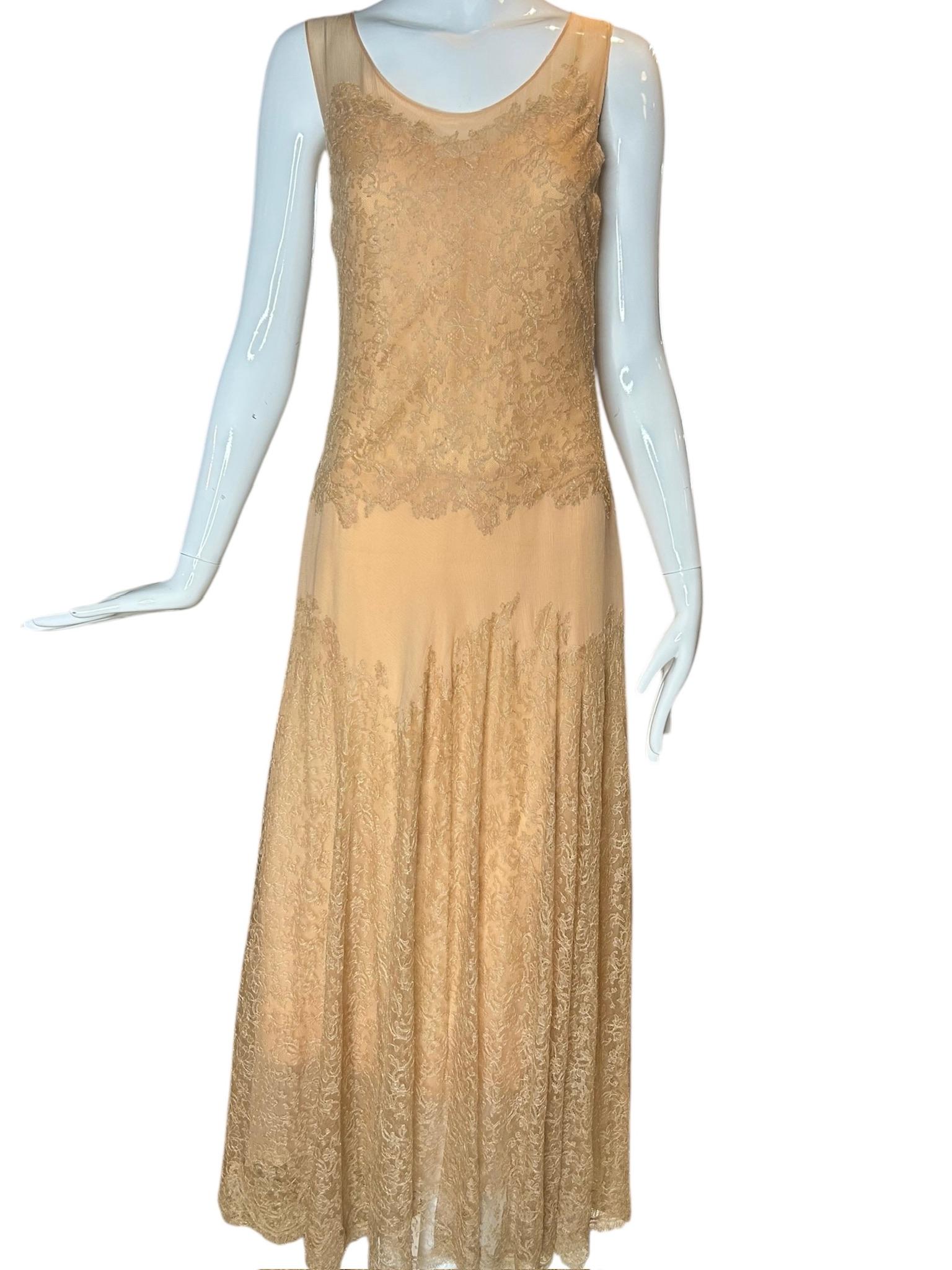 Vintage 1930s Pfirsich Spitze und Seide Chiffon Drop-Waist Abendkleid (Beige) im Angebot