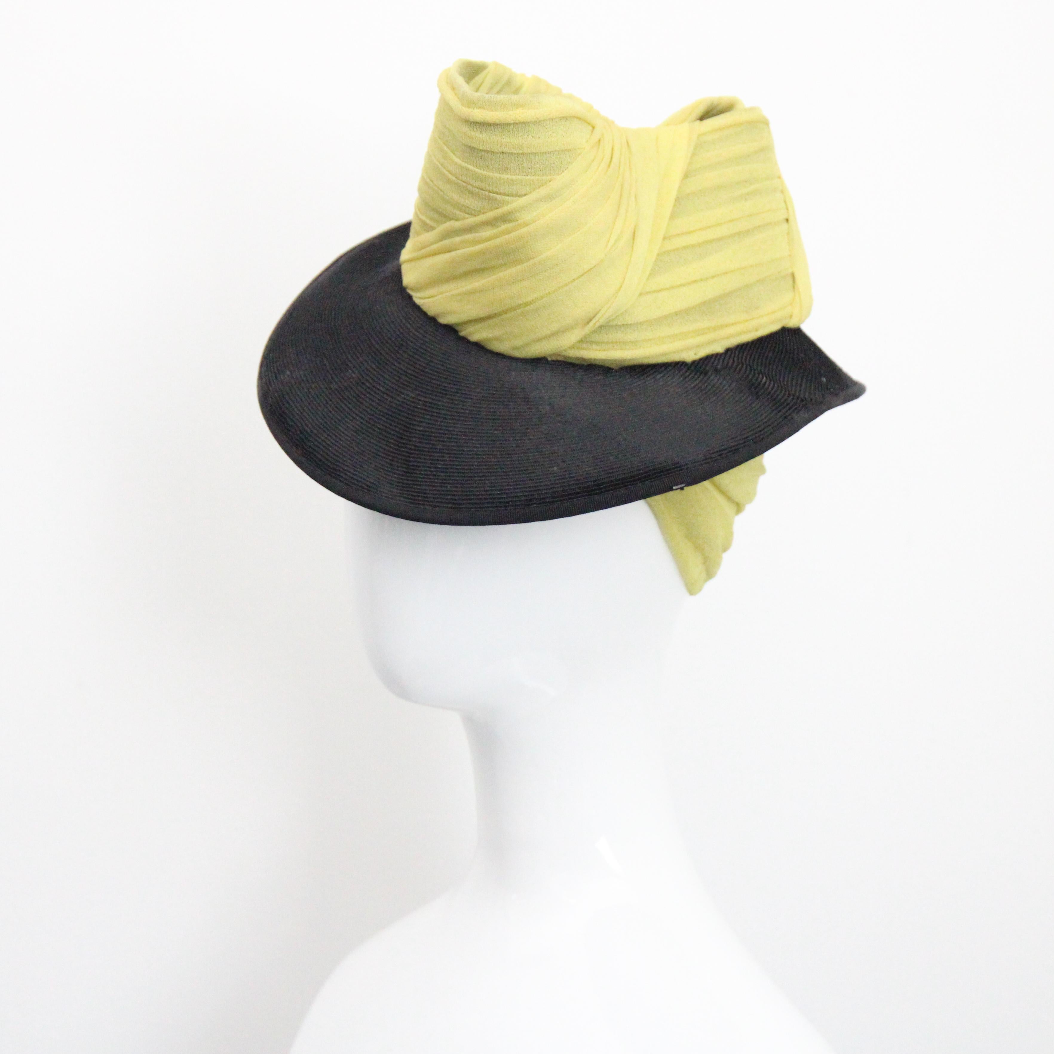 Vintage 1930's Percher Hat Chartreuse Green Black Straw Trilby Hat In Good Condition For Sale In Cheltenham, GB