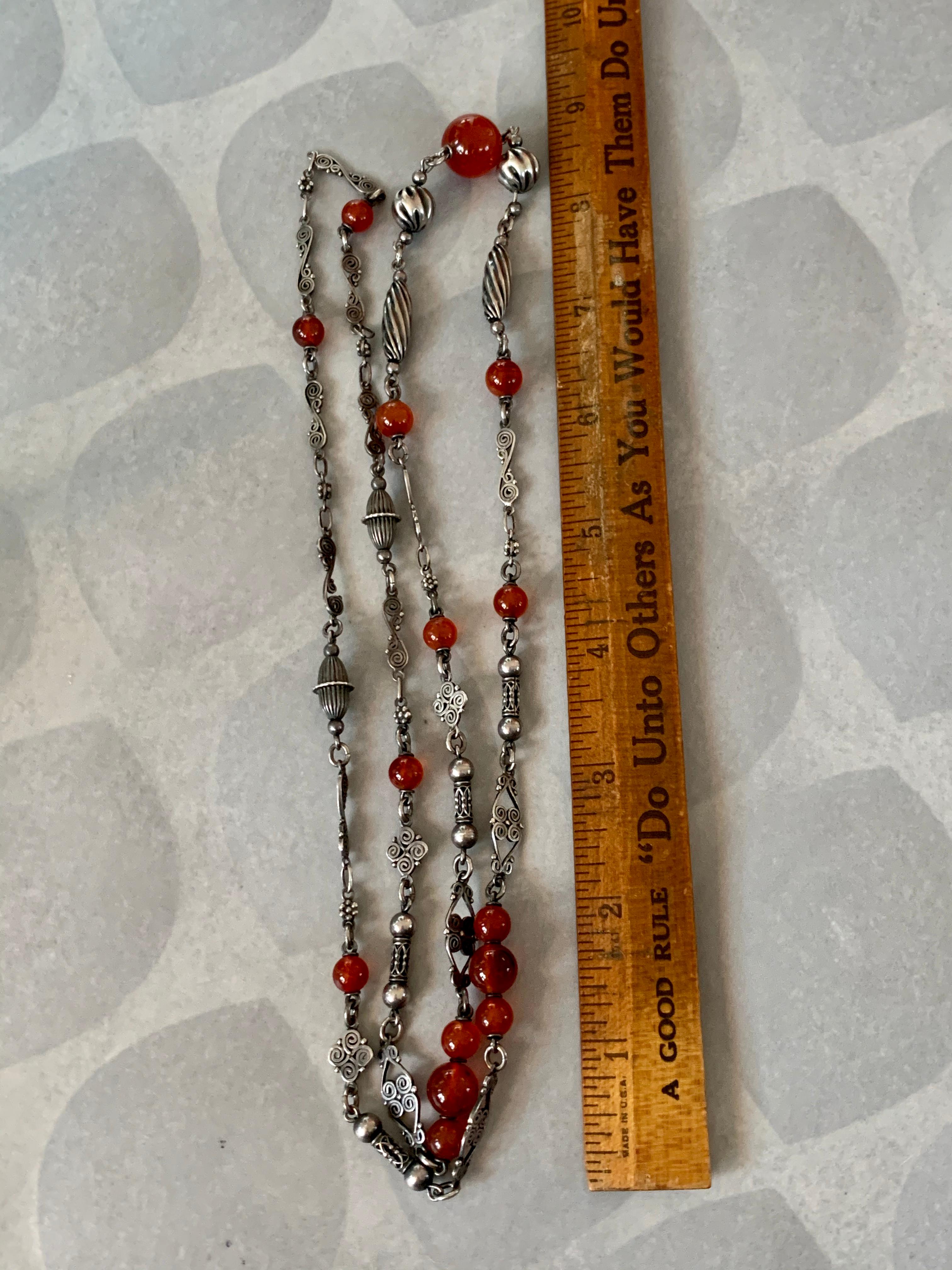 Vintage 1930's Peruzzi-Style Carnelian Bead Silver Necklace For Sale 3